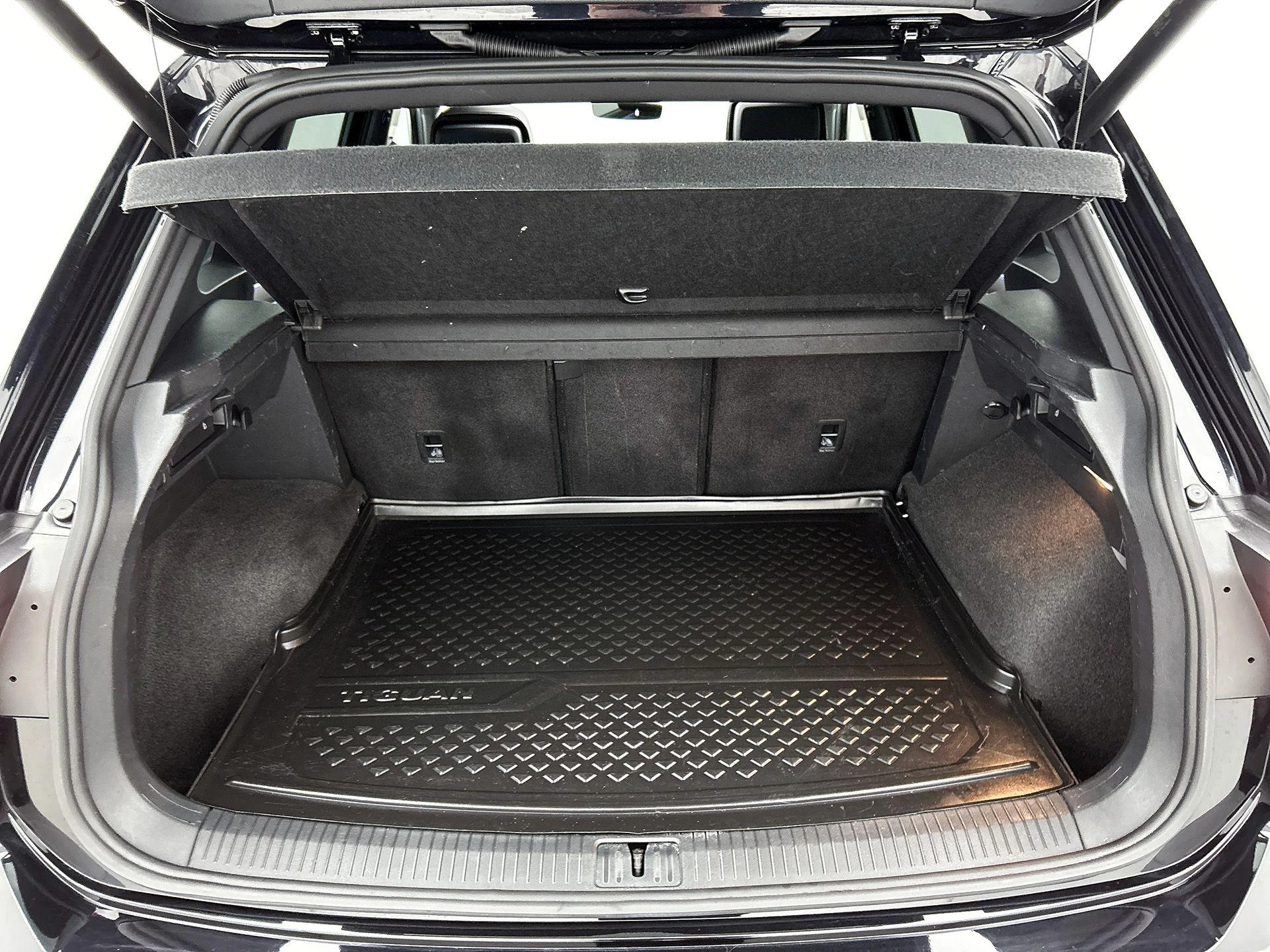Volkswagen Tiguan 1.5 TSI R-Line Business+