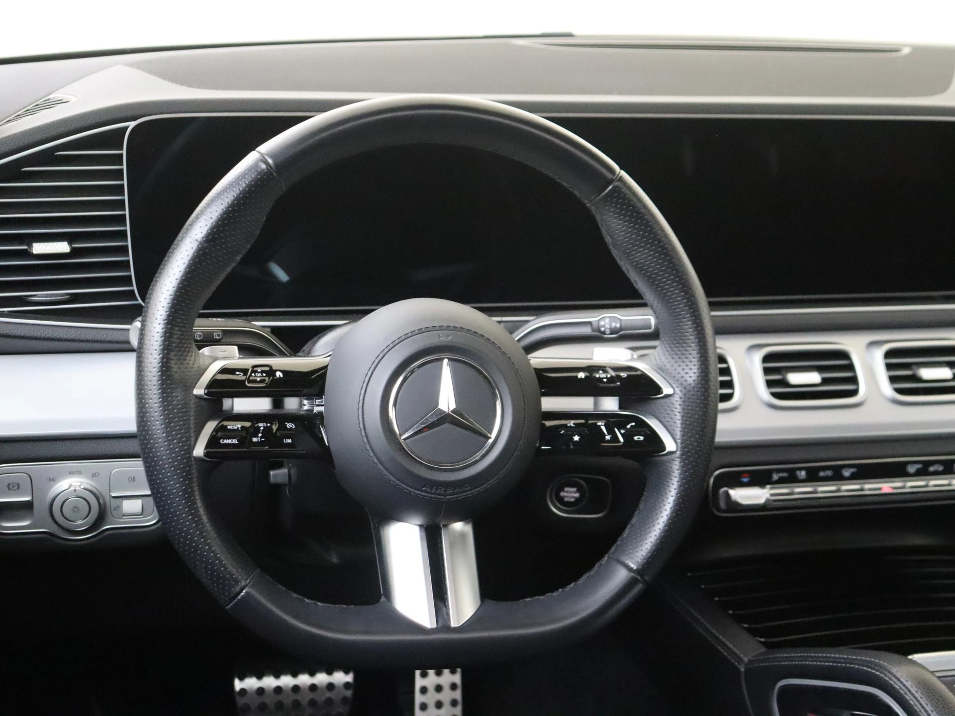 Mercedes-Benz-GLE-image-9