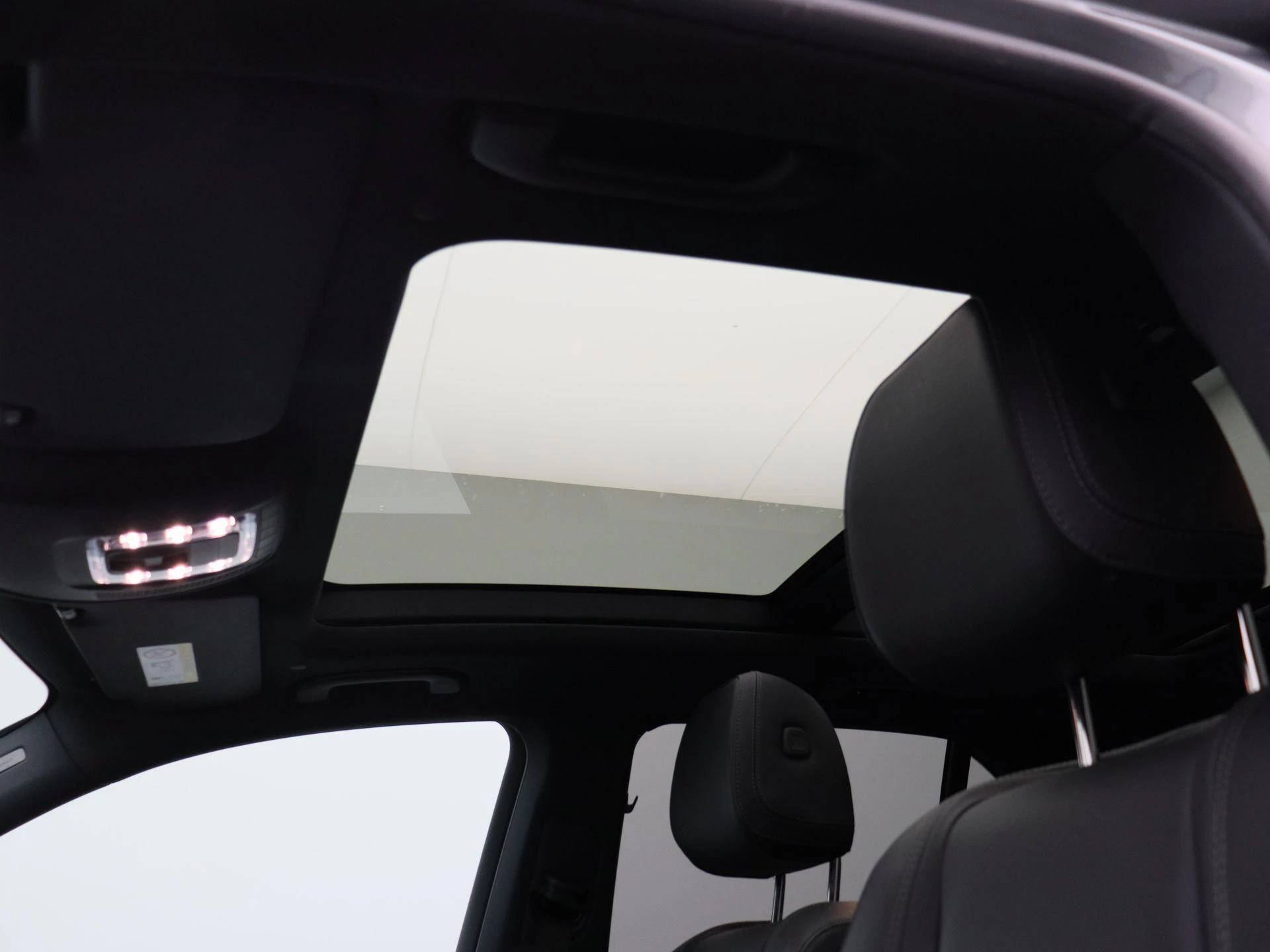 Mercedes-Benz GLE 350 de AMG LINE + LEDER + PANORAMISCH DAK + BURMESTER +