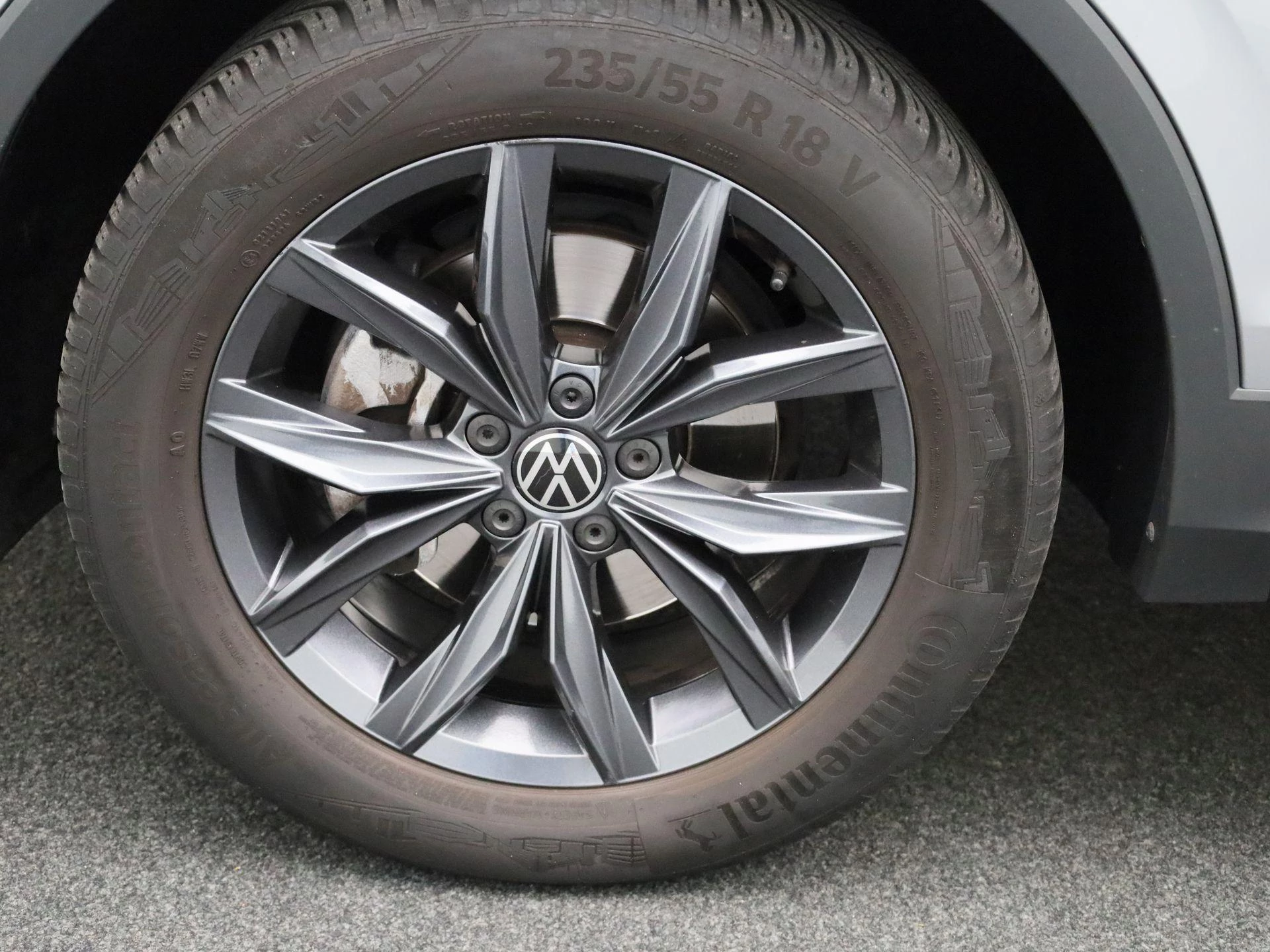 Volkswagen-Tiguan Allspace-image-13