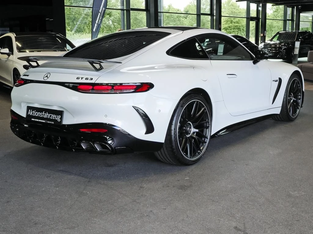 Mercedes-AMG-GT 63 AMG-image-4