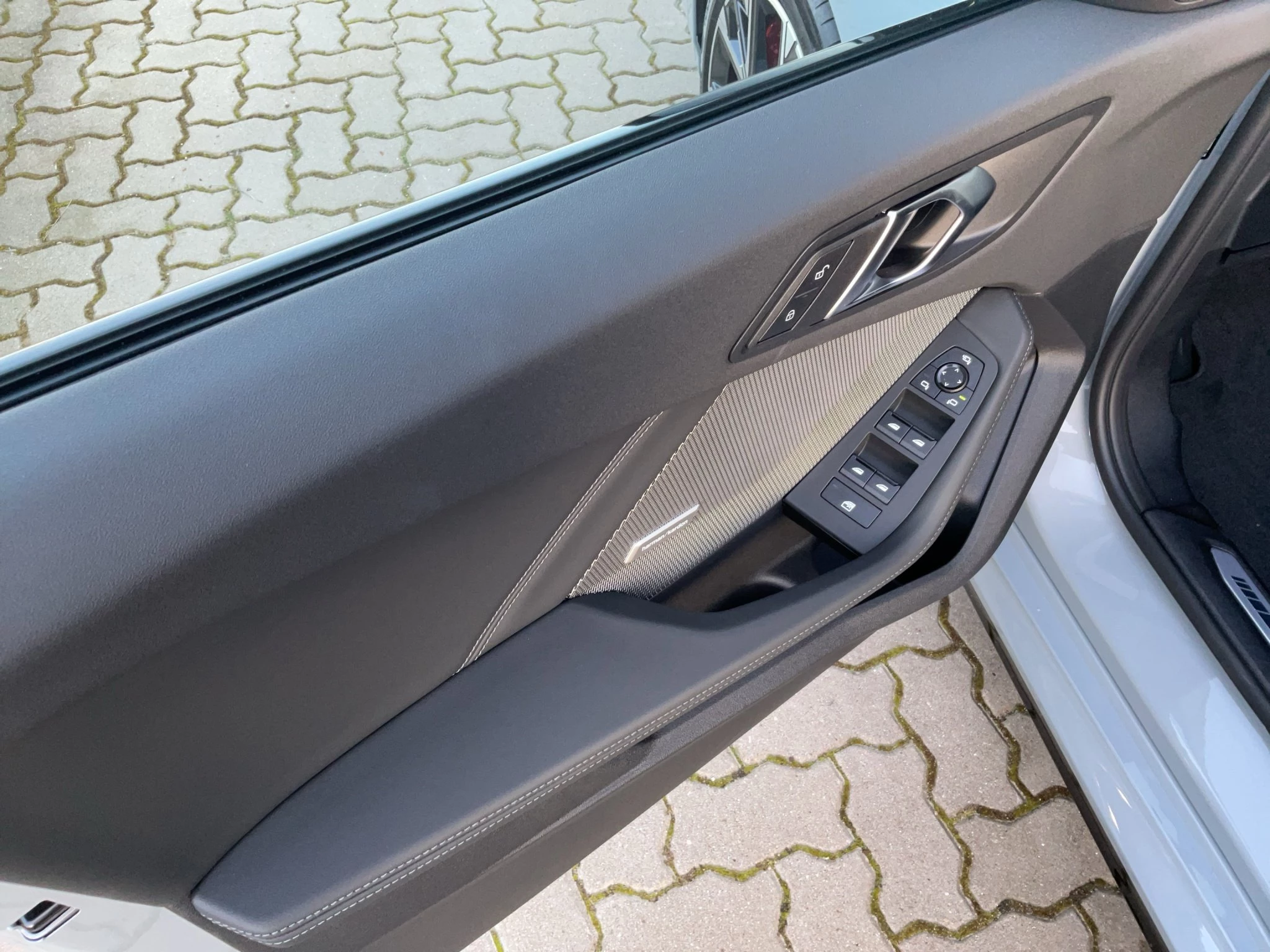 BMW 1er Reihe 120i M Sport.Innovation inkl Winterräder