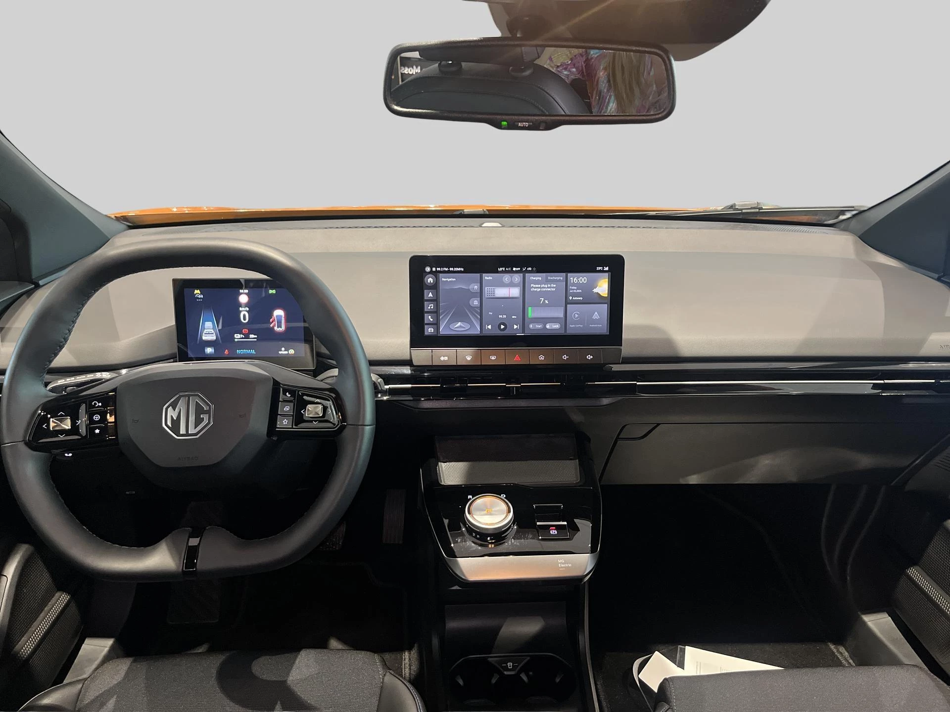 MG MG4 64 kWh Luxury