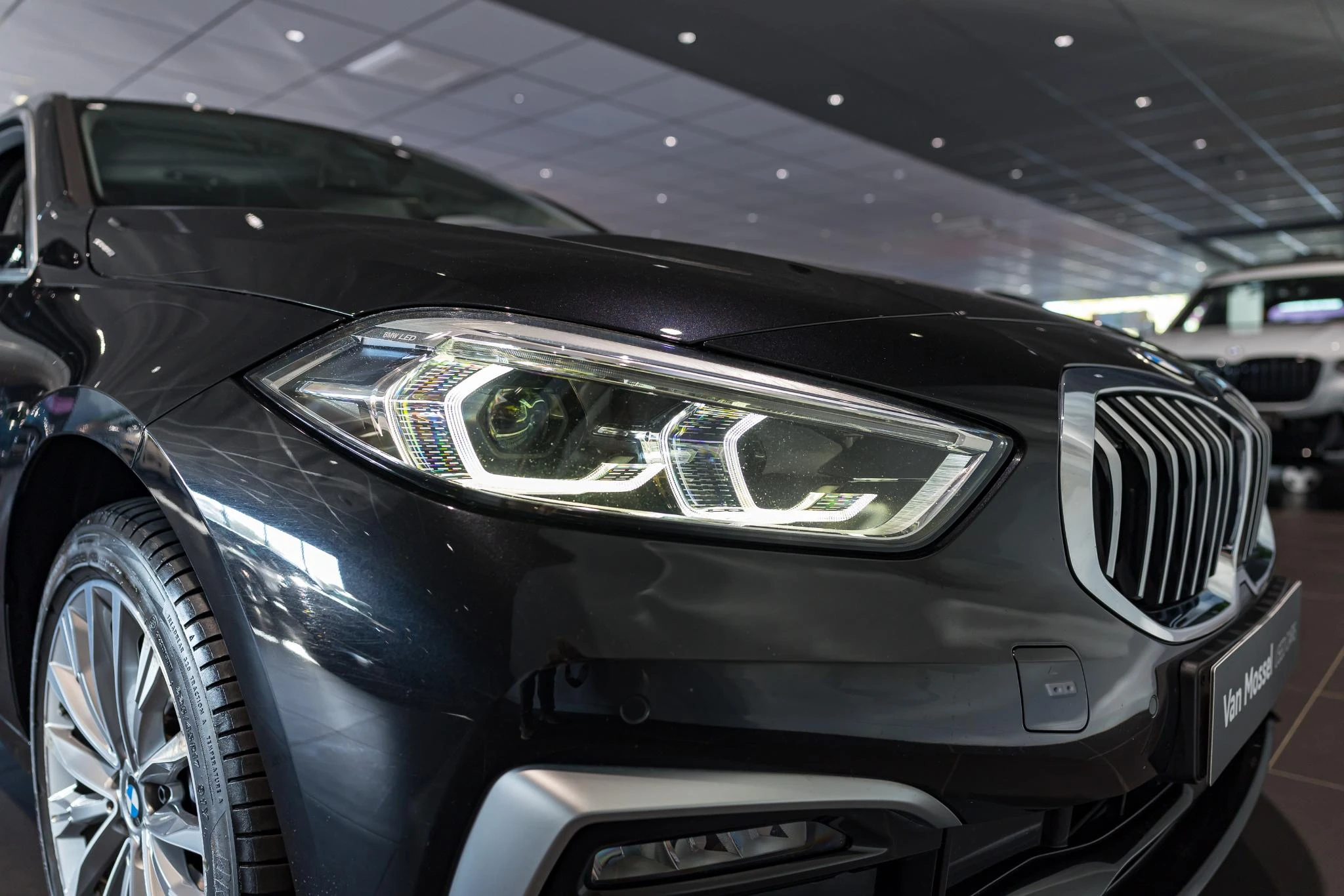 BMW-1 Reeks-image-6