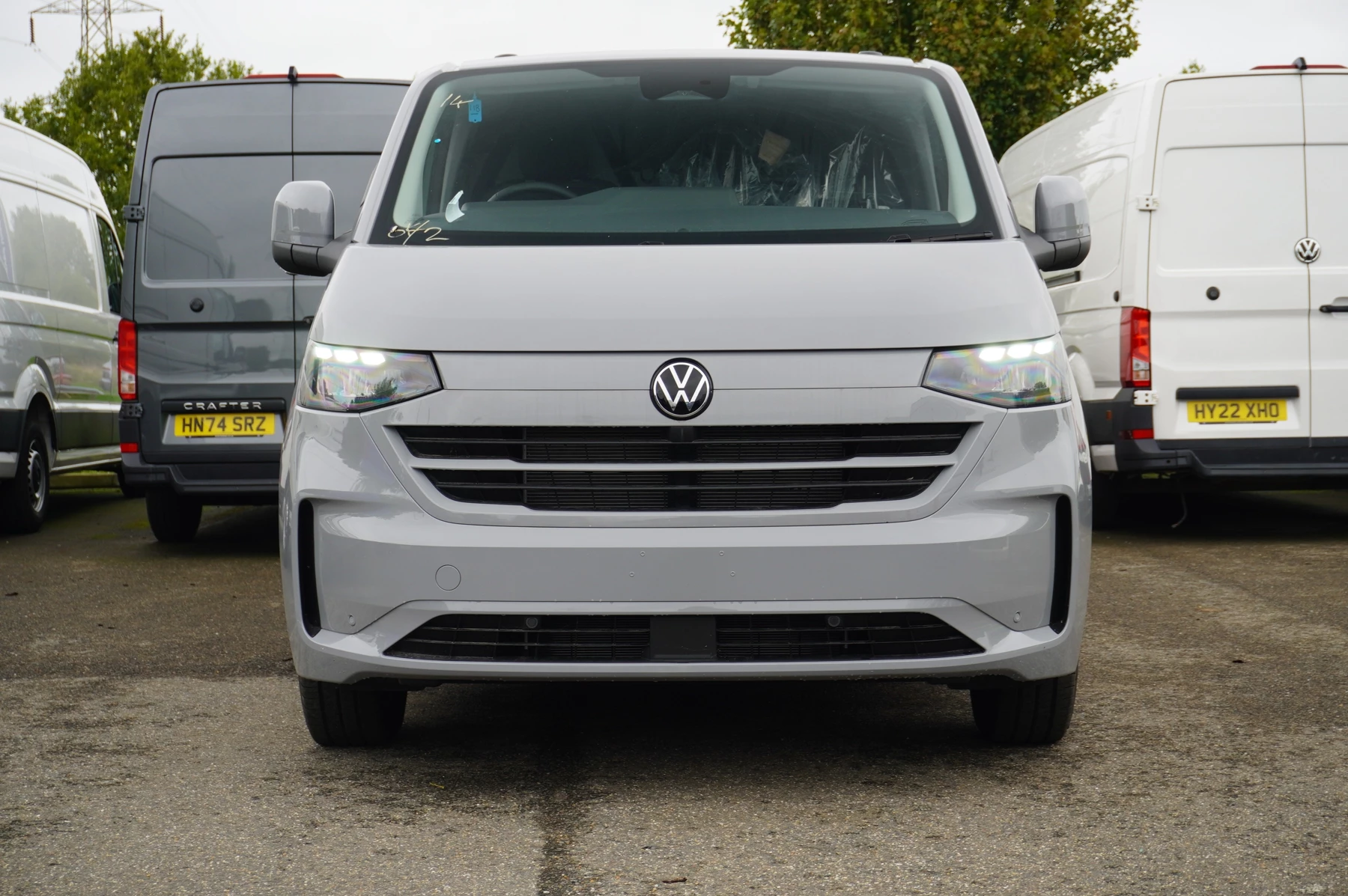 Volkswagen-Transporter-image-43