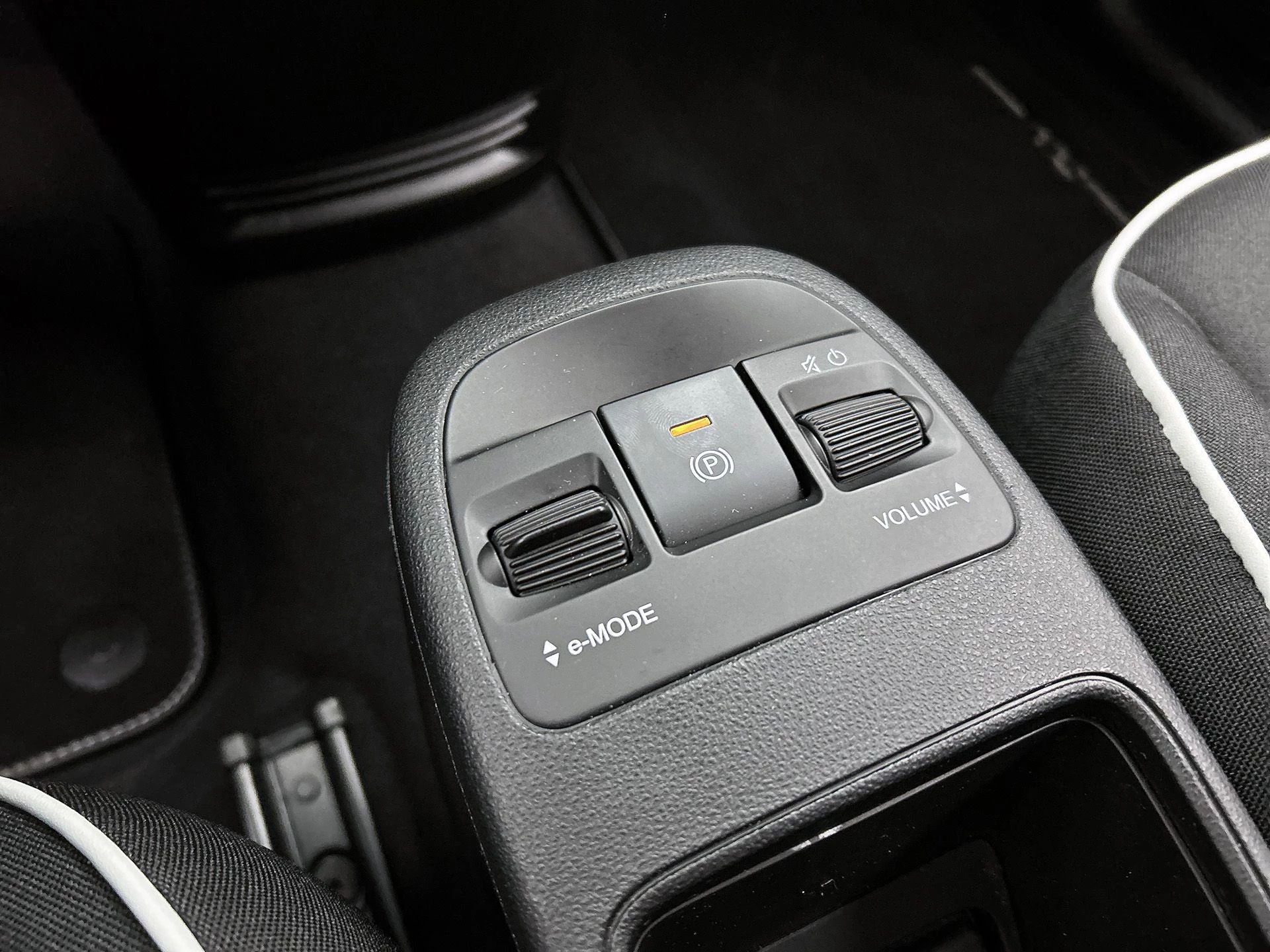 Fiat-500e-image-7