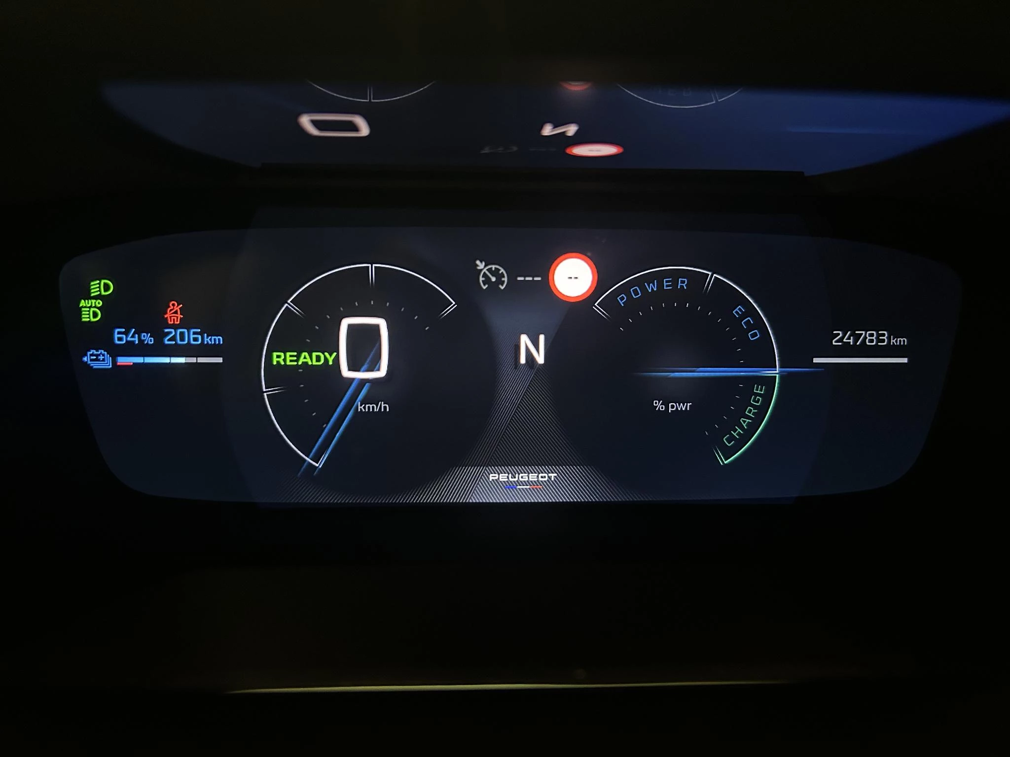 Peugeot e-2008 EV GT 54 kWh