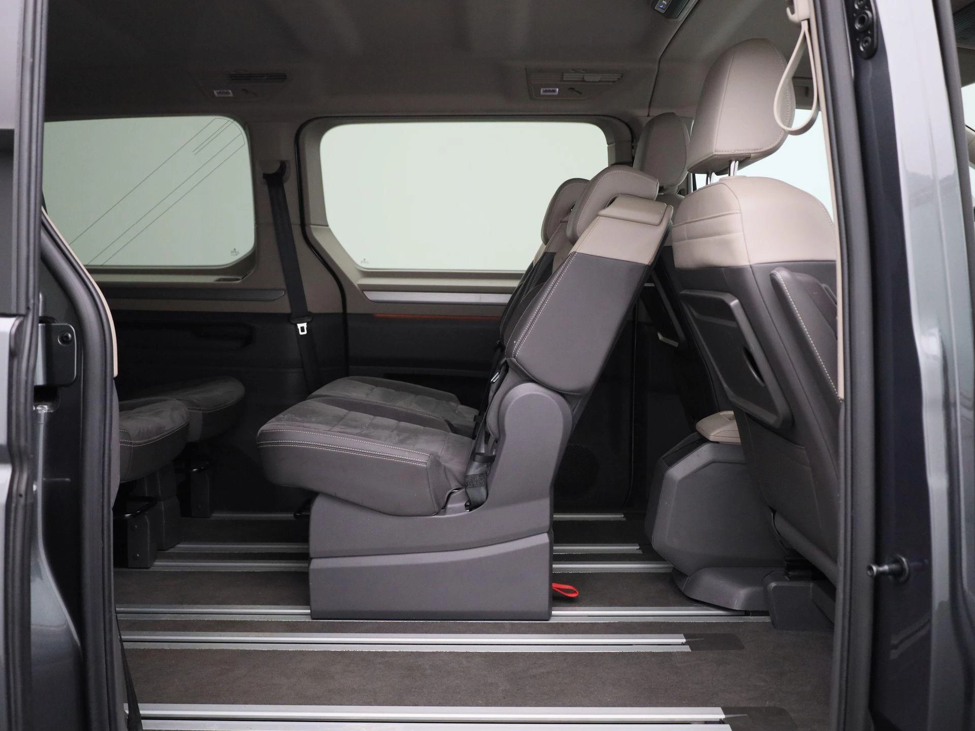 Volkswagen Multivan 1.4 eHybrid L2H1 Life 218PK