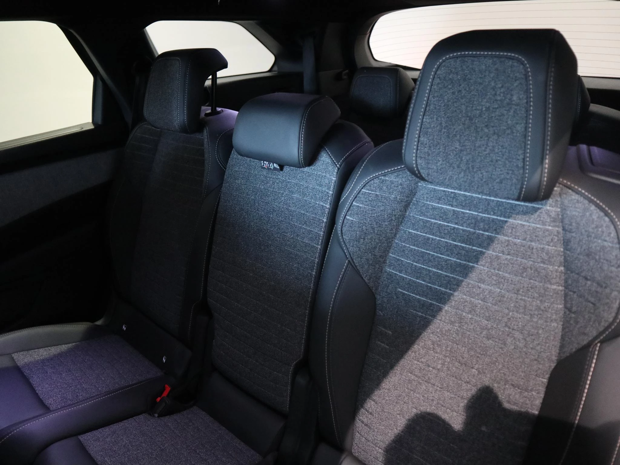 Peugeot-5008-image-9