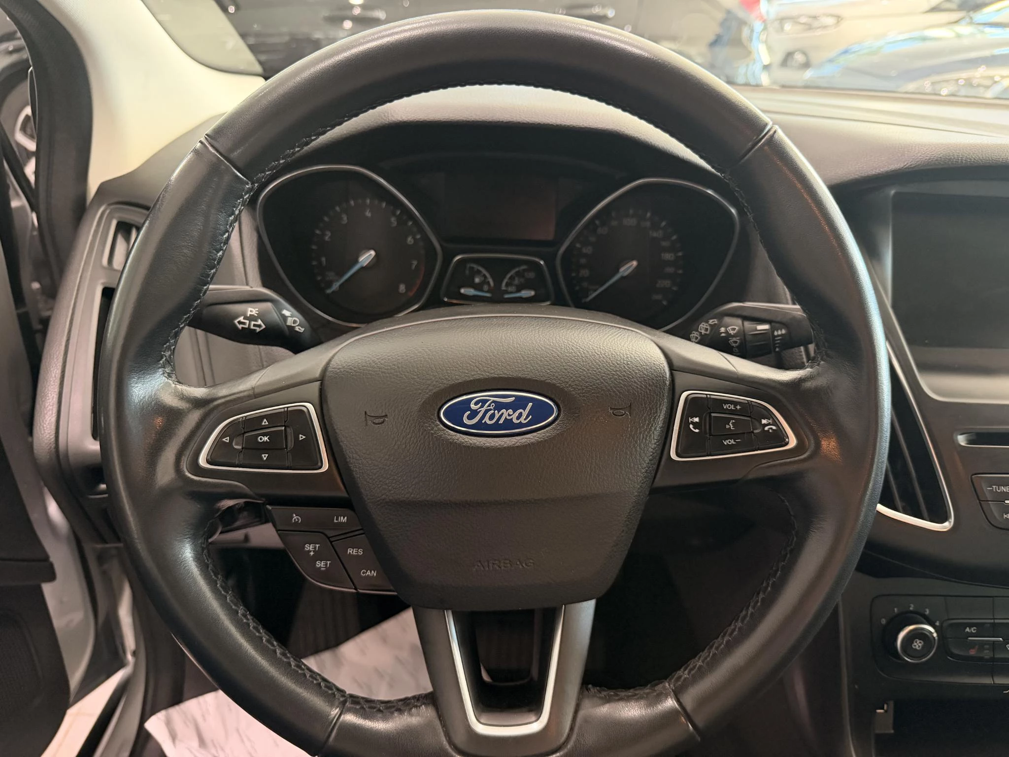 Ford-Focus-image-8