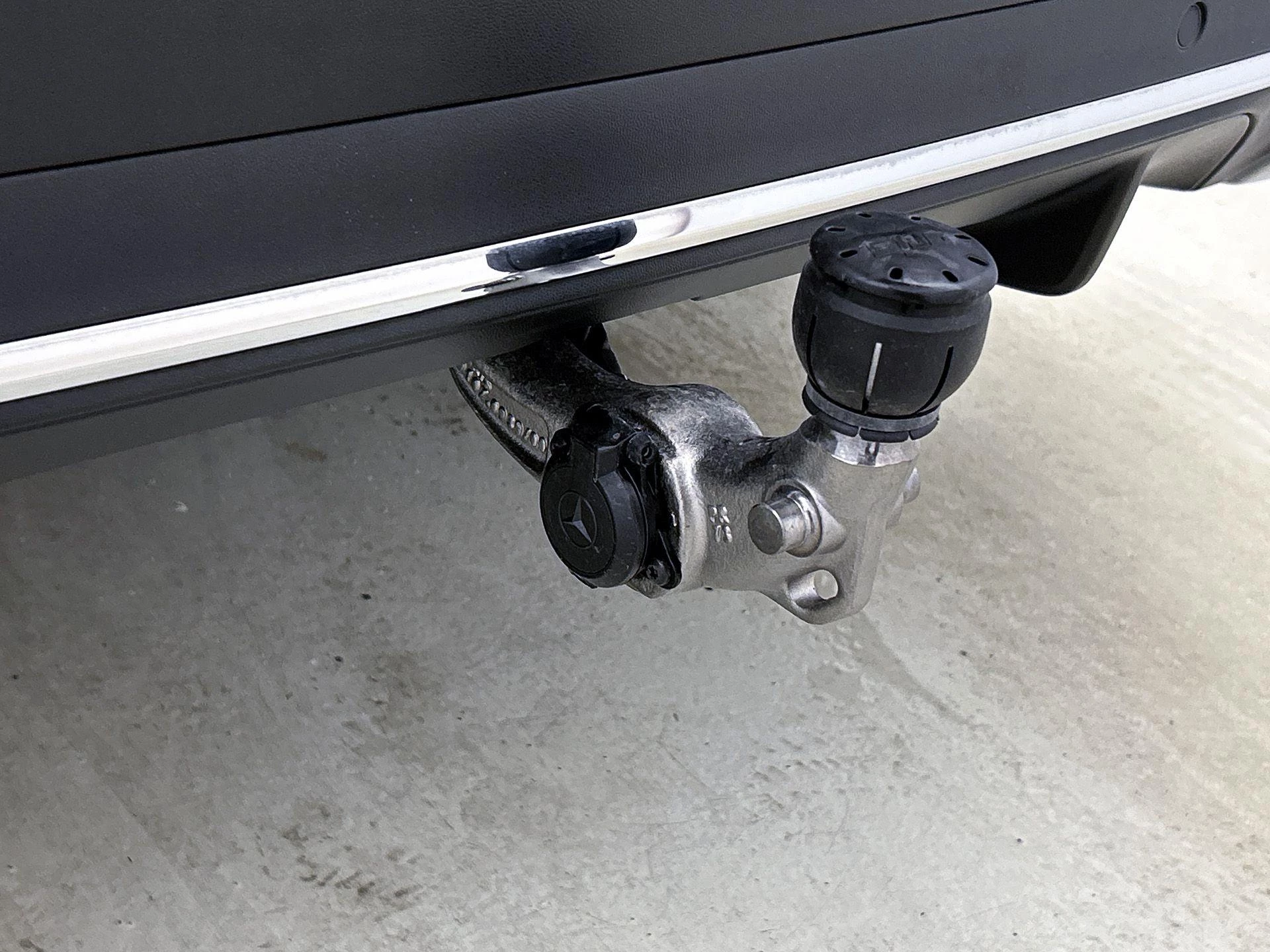 Mercedes-Benz-GLC-image-8