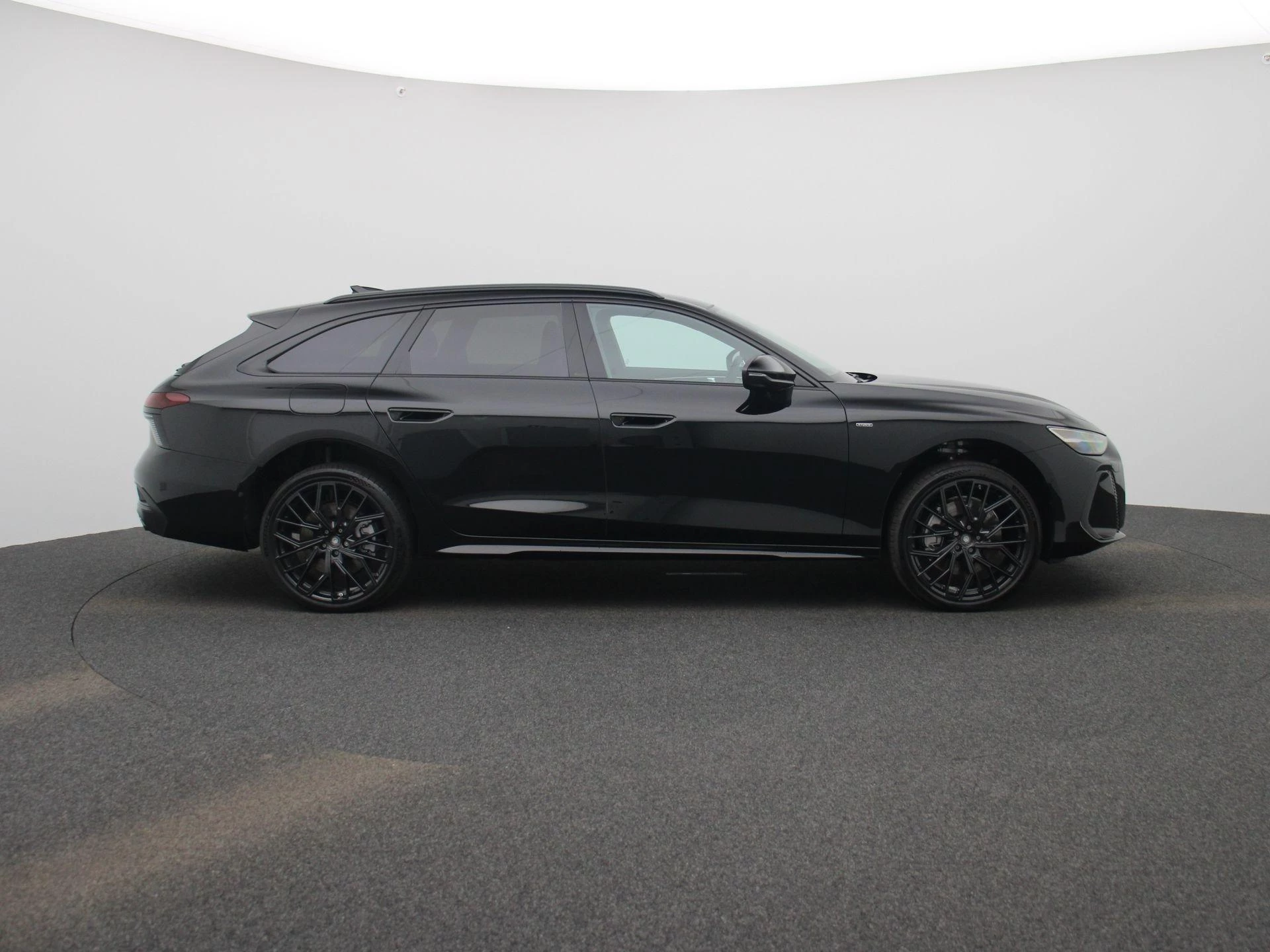 Audi A6 Avant 2.0 e-hybrid quattro S edition 299 PK