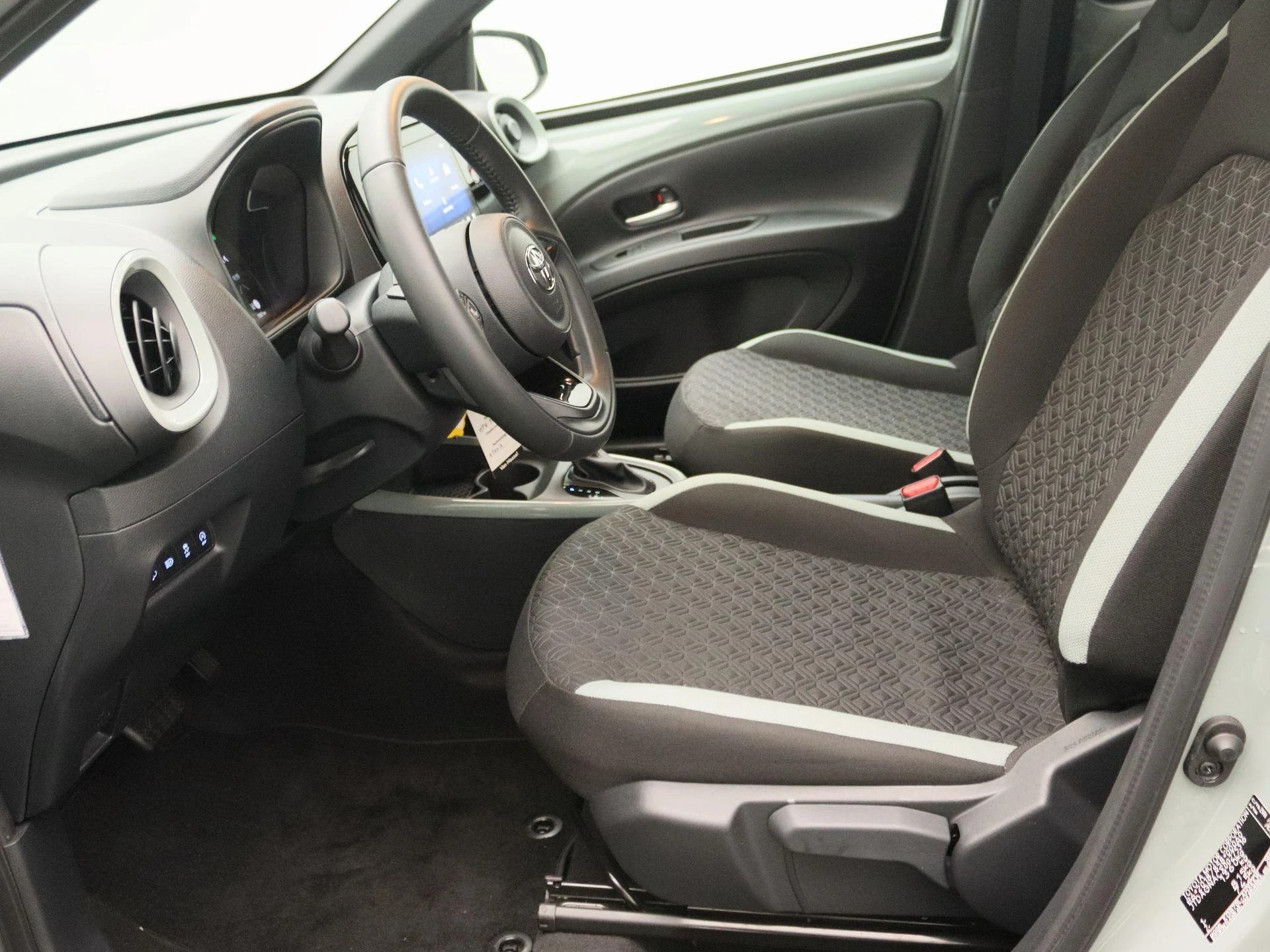 Toyota-Aygo-image-6