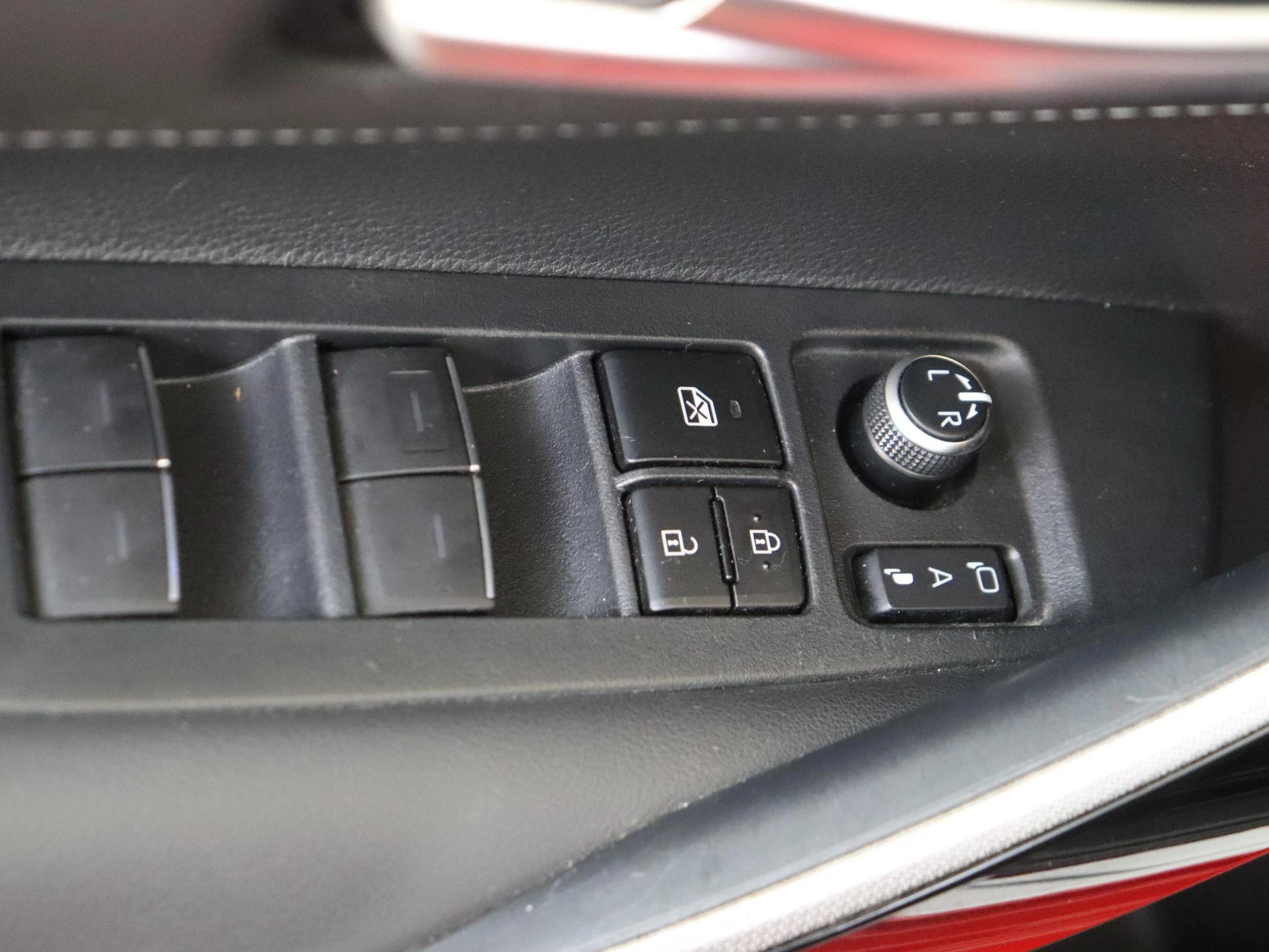 Toyota-Corolla-image-25