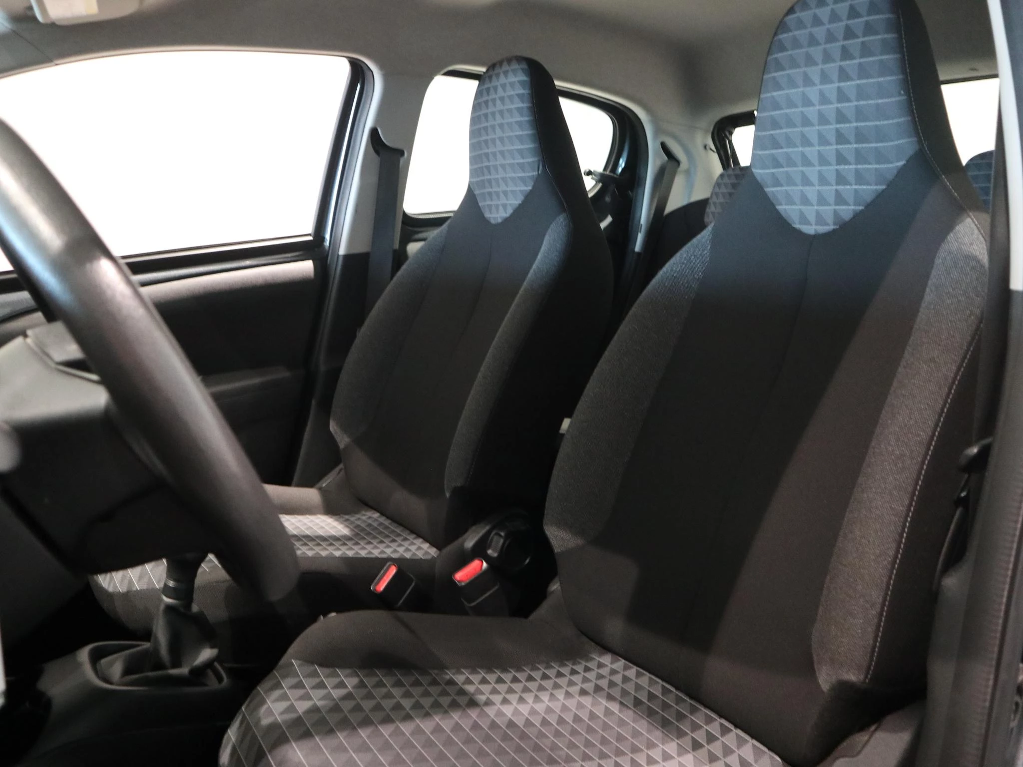Peugeot-108-image-7
