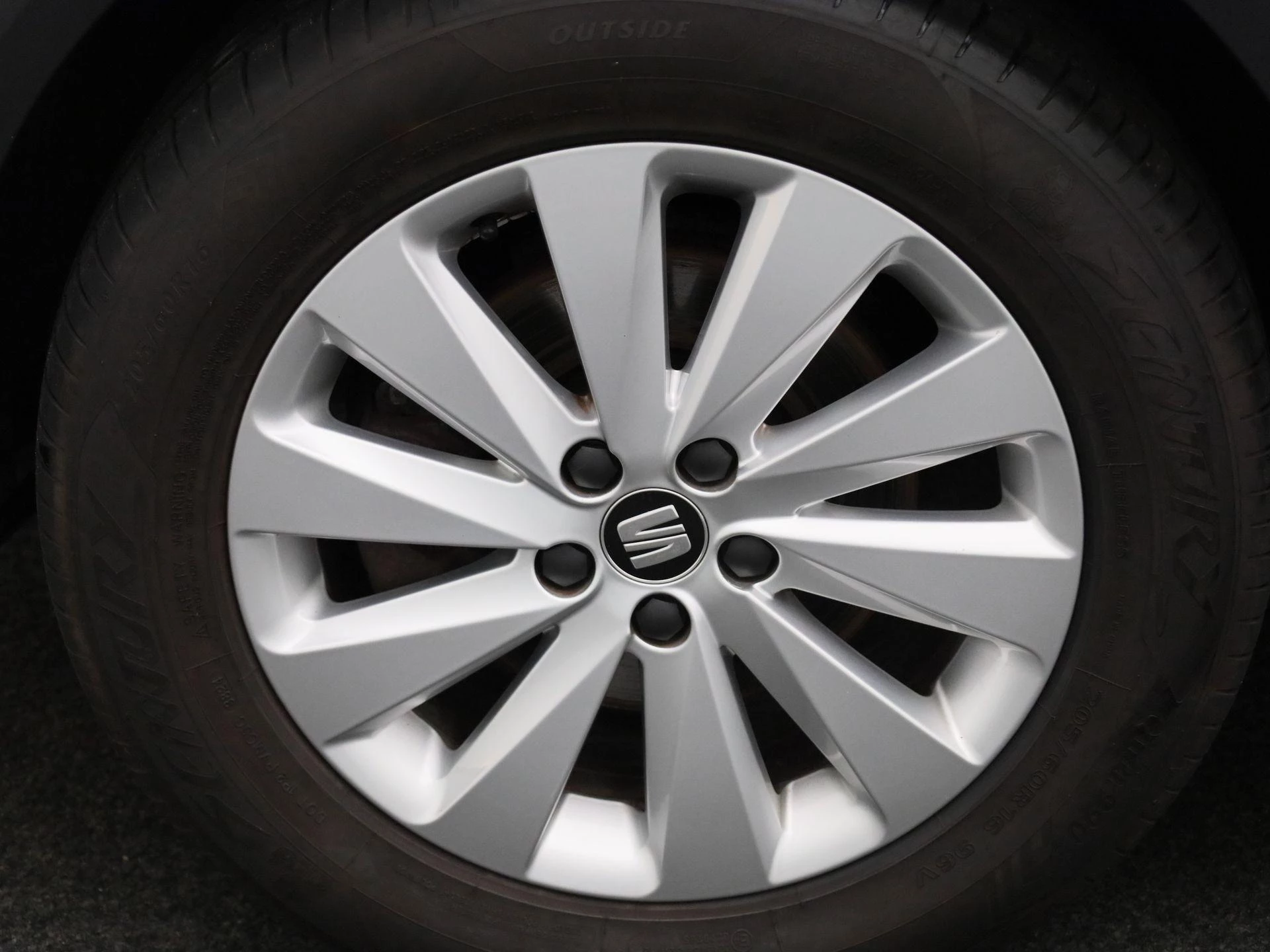 SEAT Arona 1.0 TSI Xcellence Business Intense