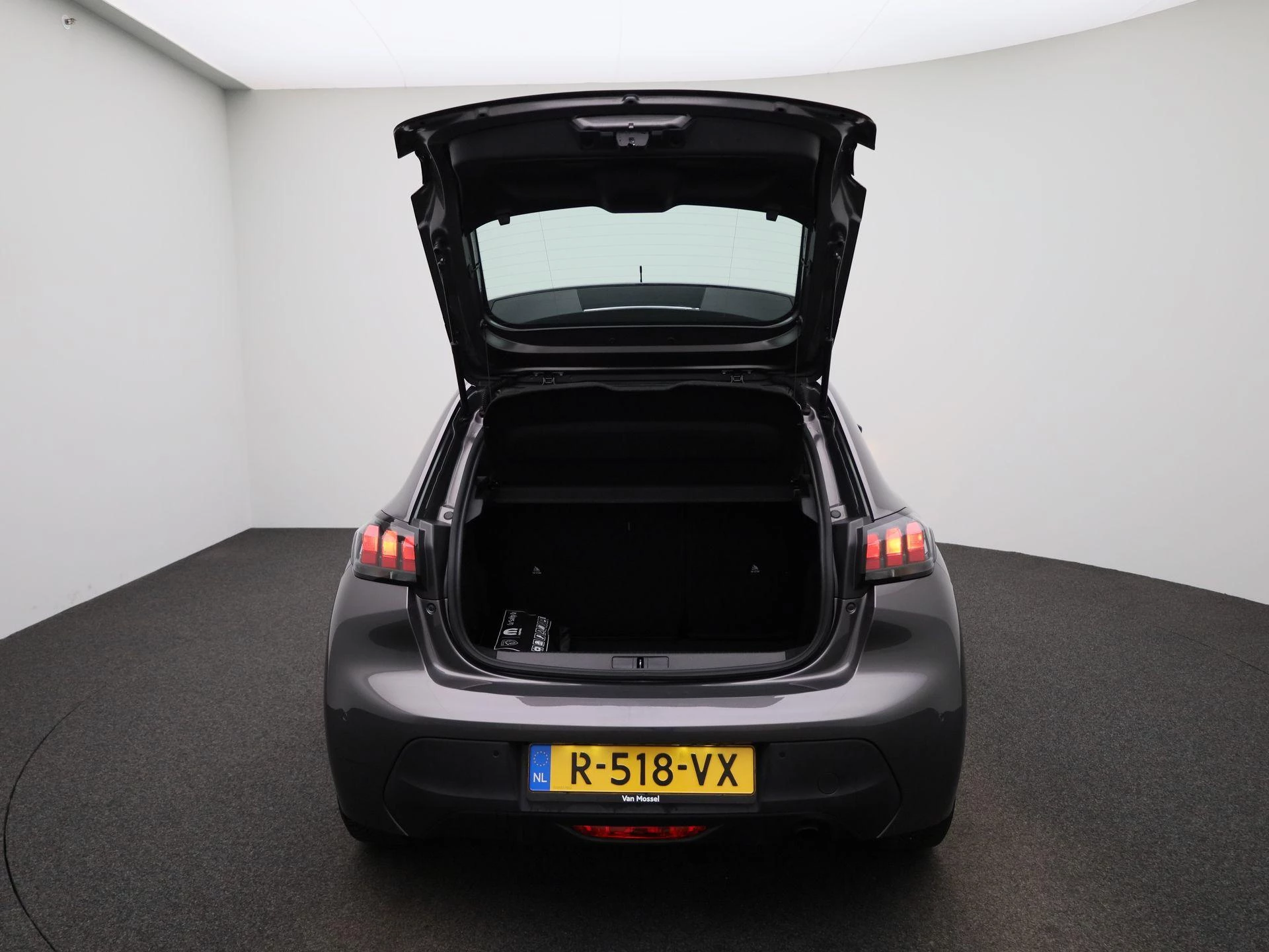 Peugeot-208-image-15