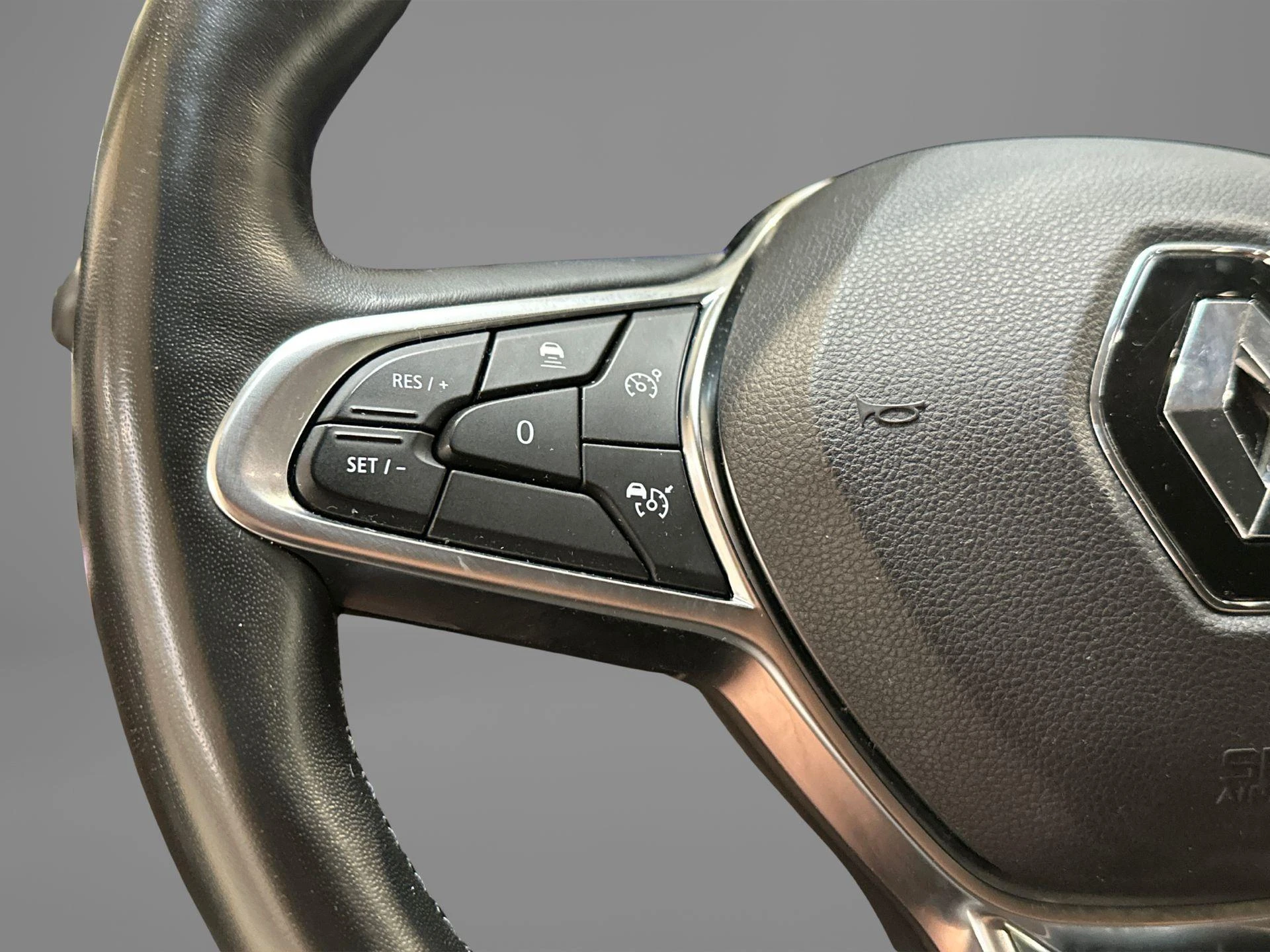Renault-Arkana-image-5