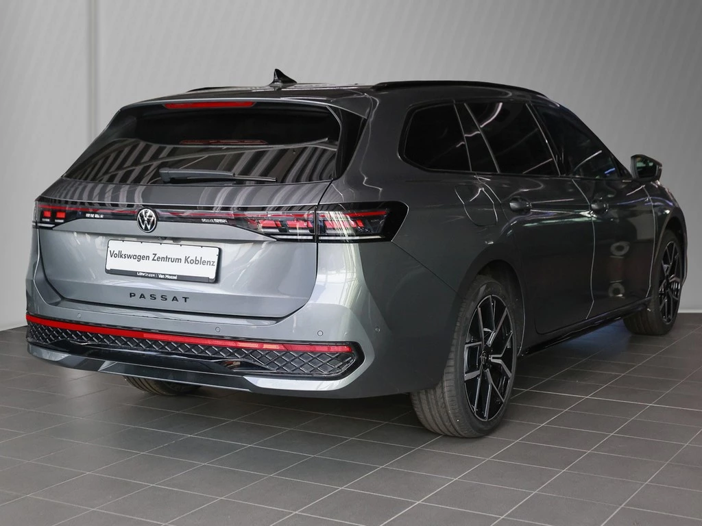 Volkswagen Passat R-Line 1,5 l eHybrid 177 PS / 85 KW 6-Gang DSG
