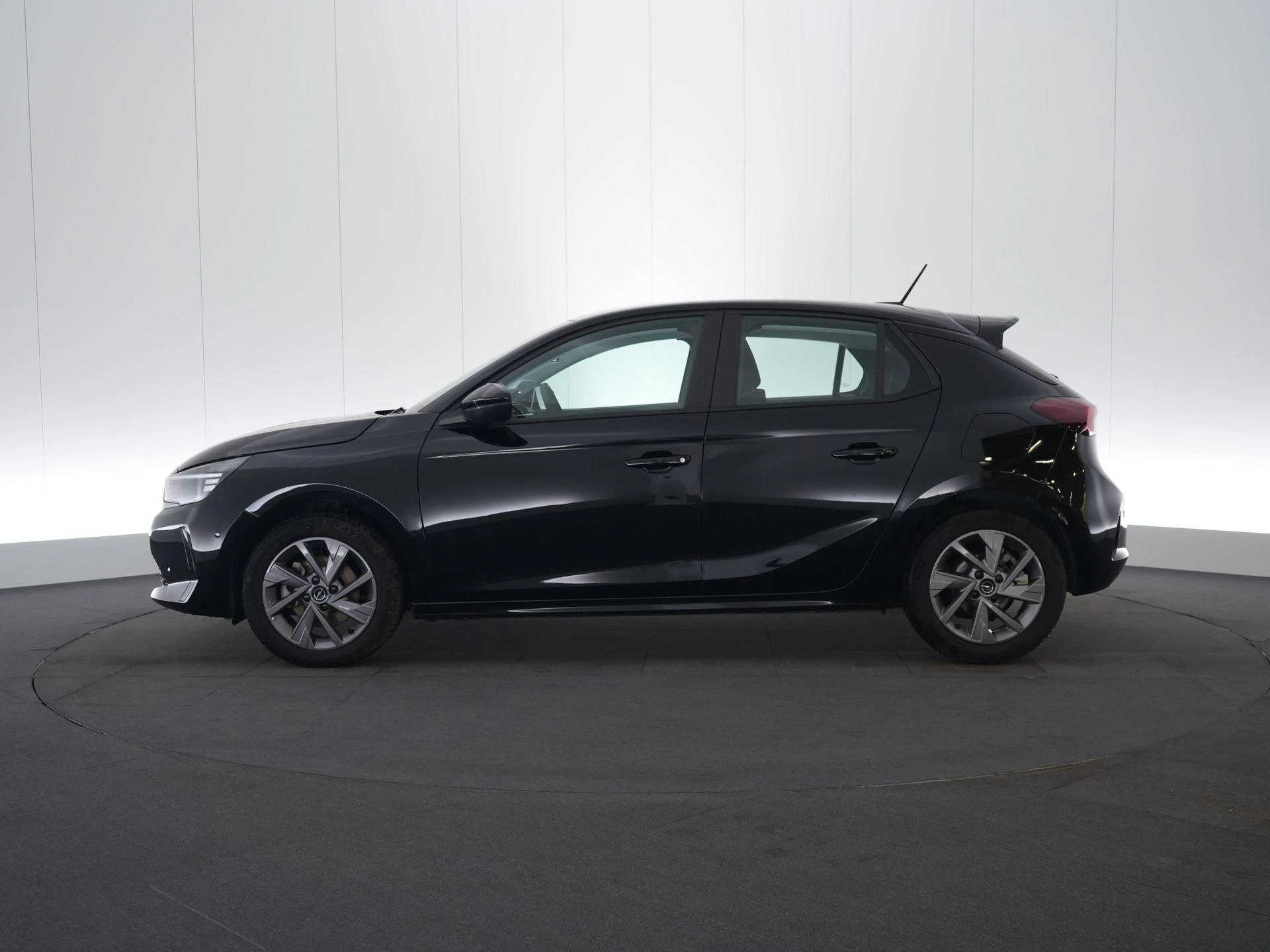 Opel-Corsa-image-3