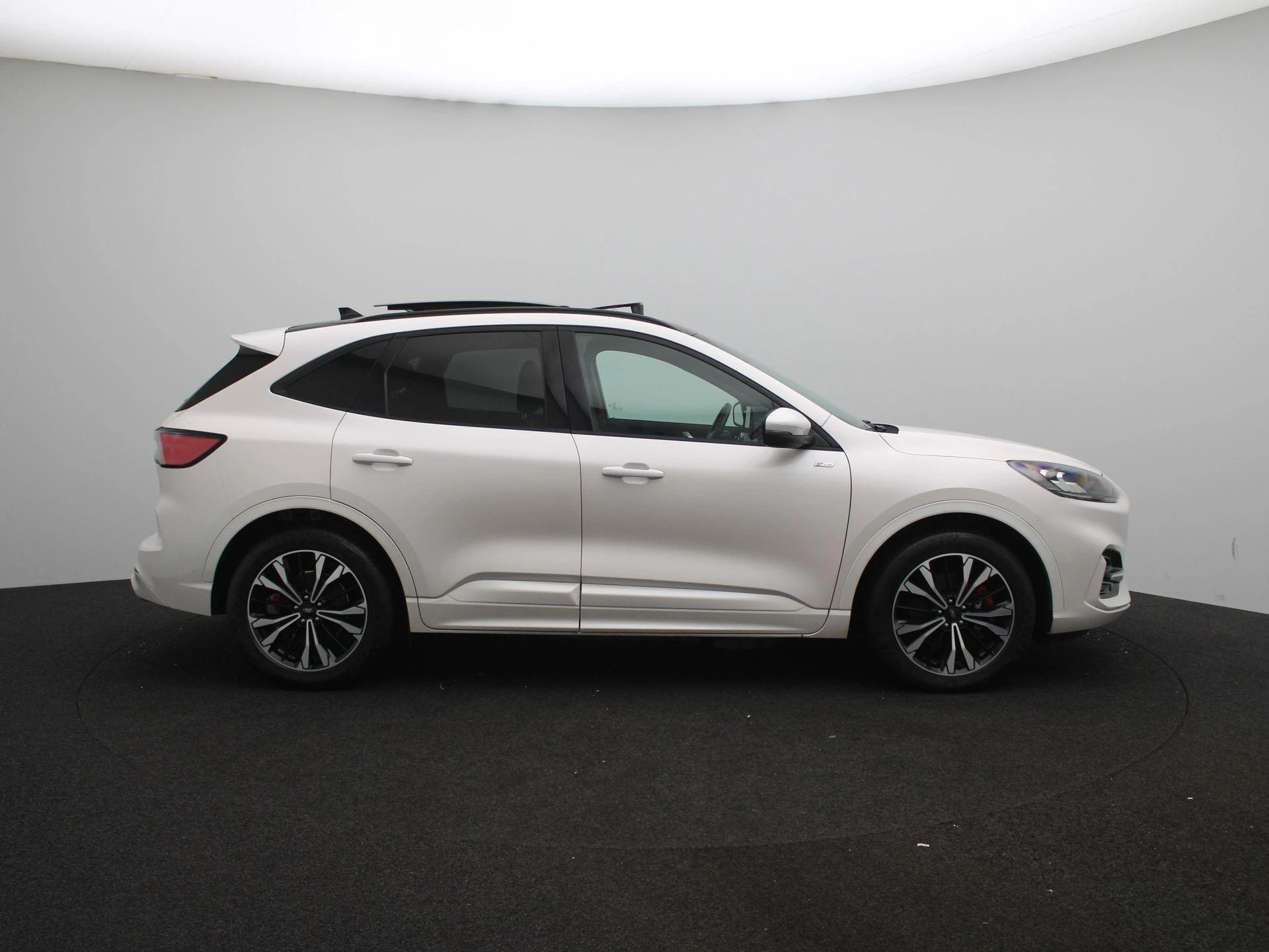 Ford-Kuga-image-6