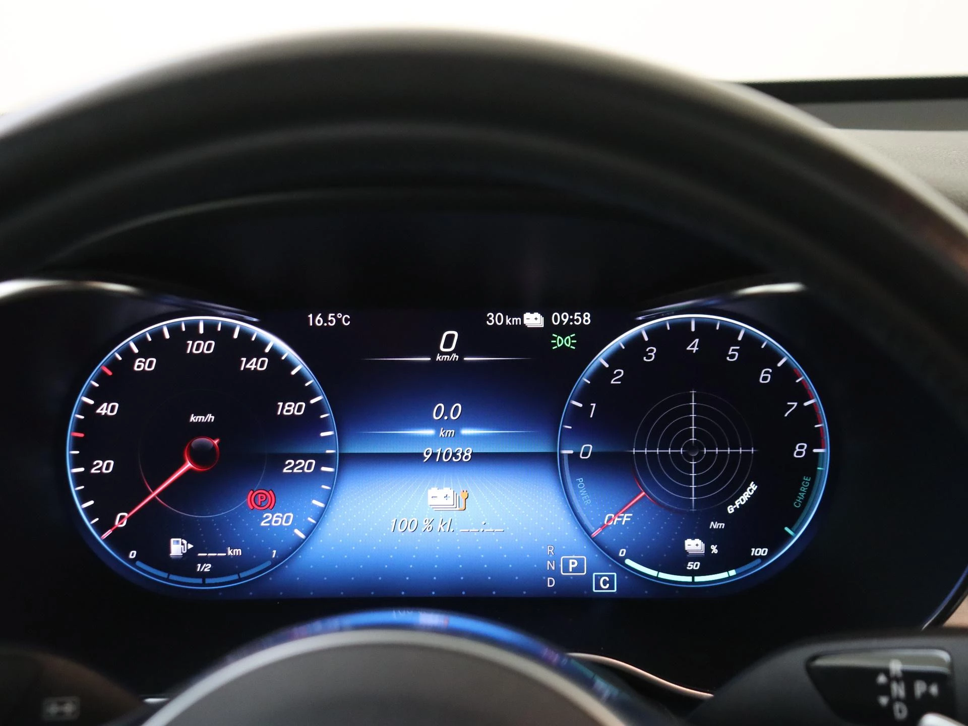 Mercedes-Benz-GLC-image-11