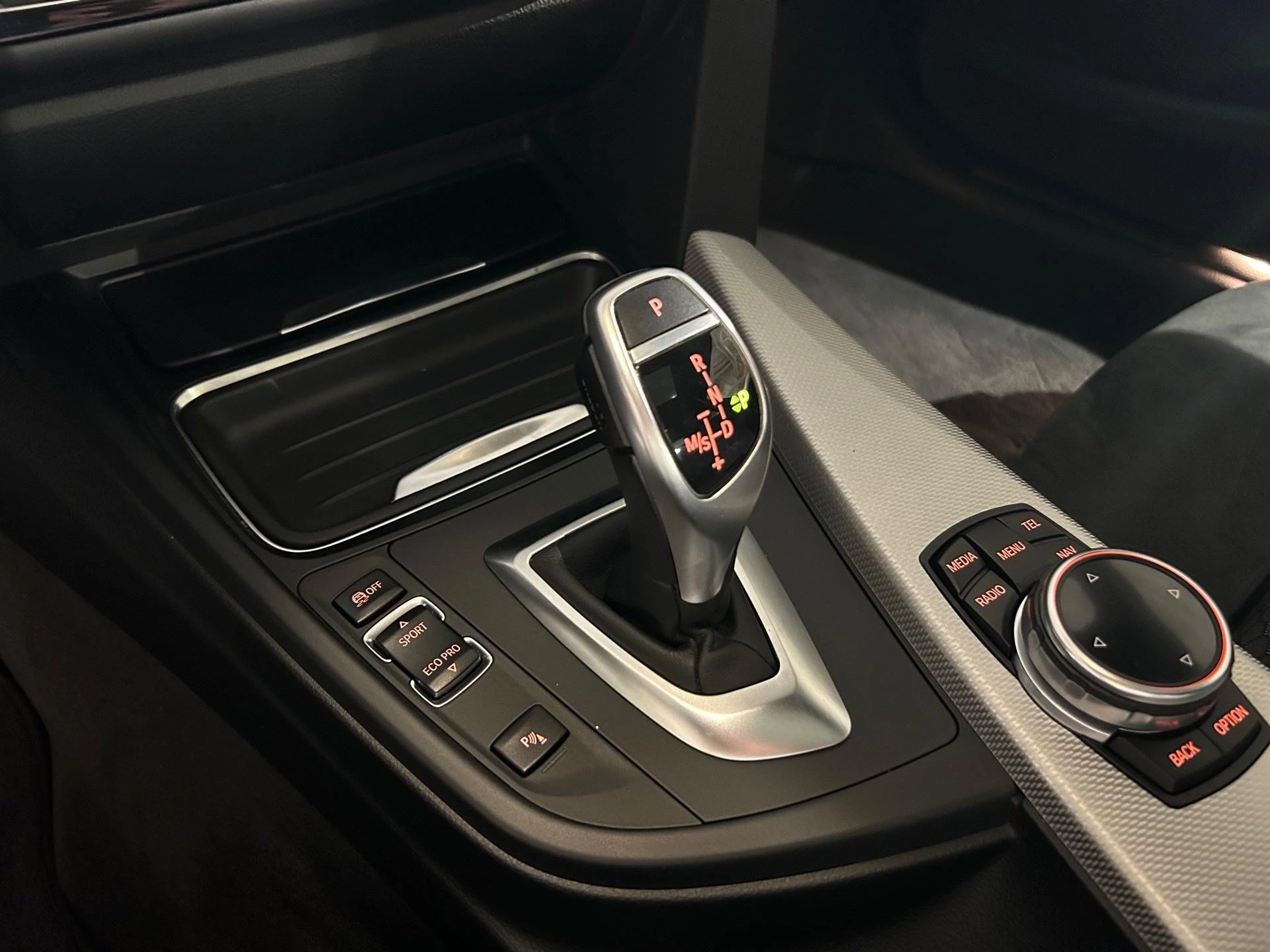 BMW-Série 4-image-9