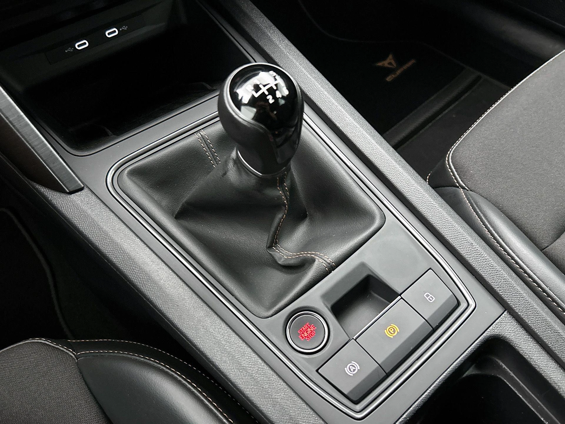 CUPRA Leon 1.5 eTSI Business Edition