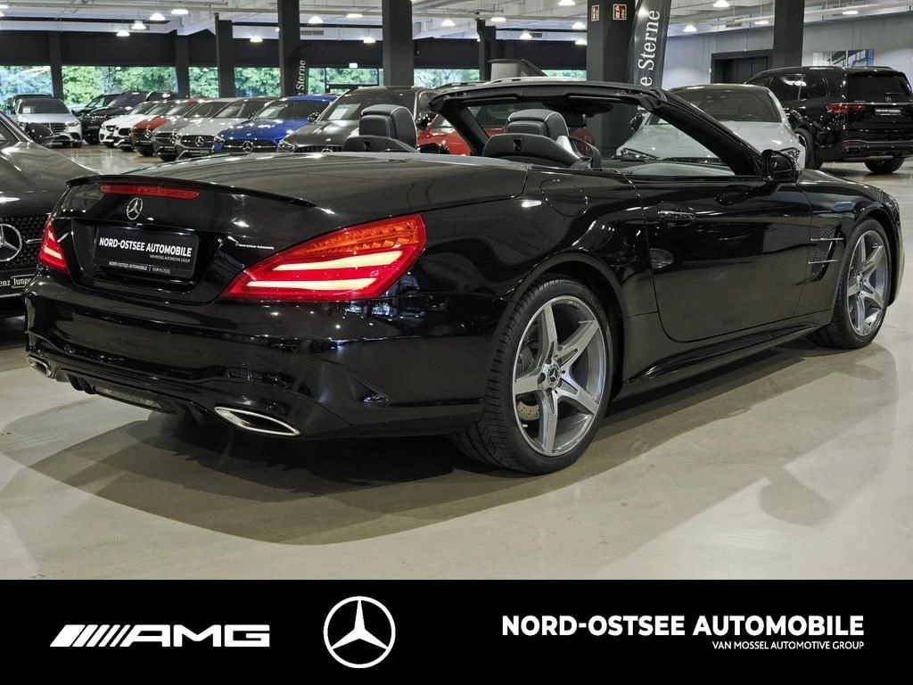 Mercedes-Benz-SL-image-3