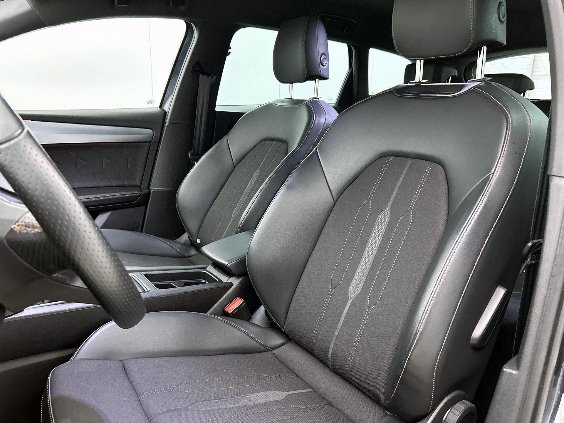 CUPRA Leon 1.5 eTSI Business Edition