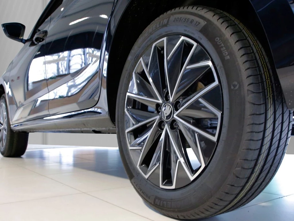 Škoda Kamiq Balance 1.0 TSI UPE 39.820 Assist Open Sky