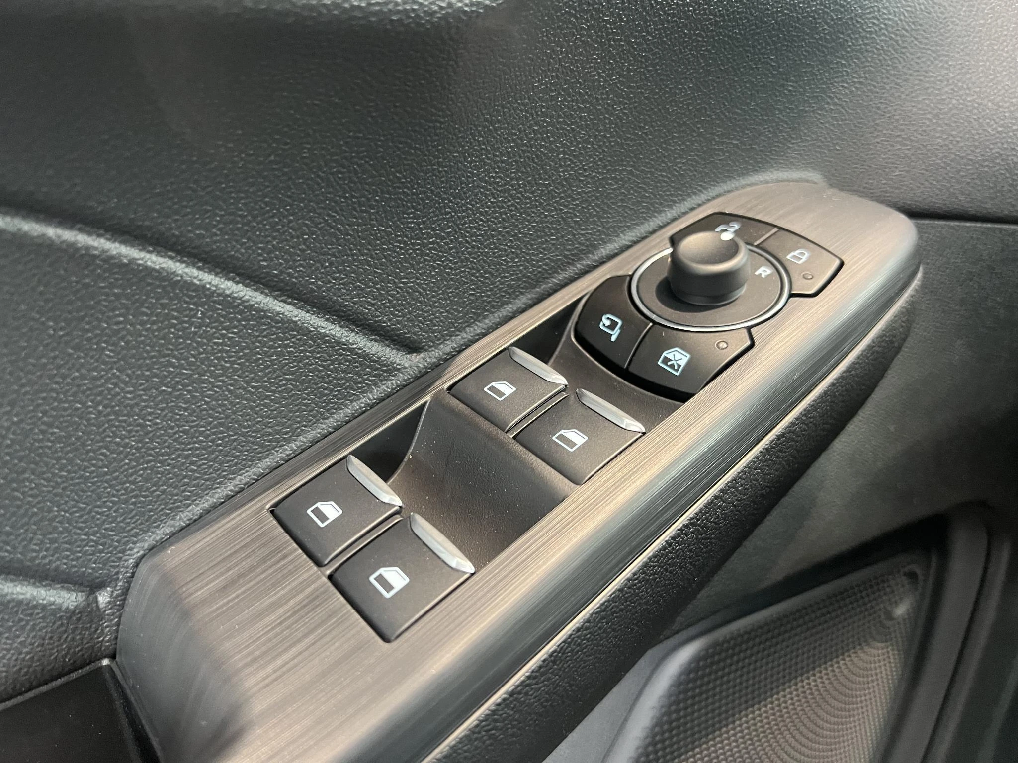 Ford-Kuga-image-18