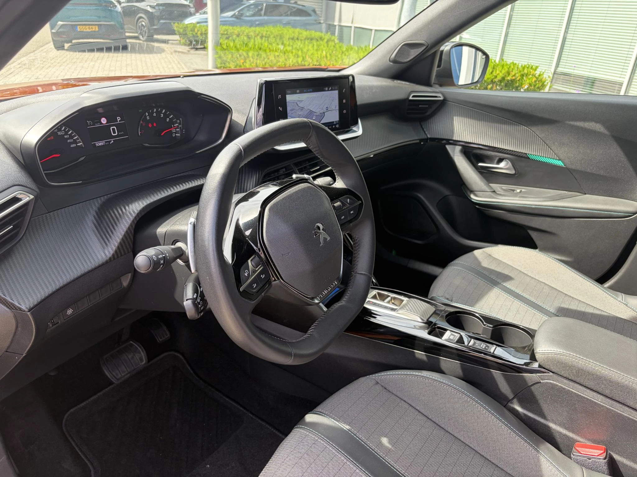 Peugeot 2008 1.2 PureTech 130 Allure