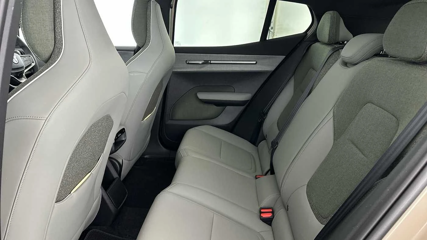 Volvo-EX30-image-12