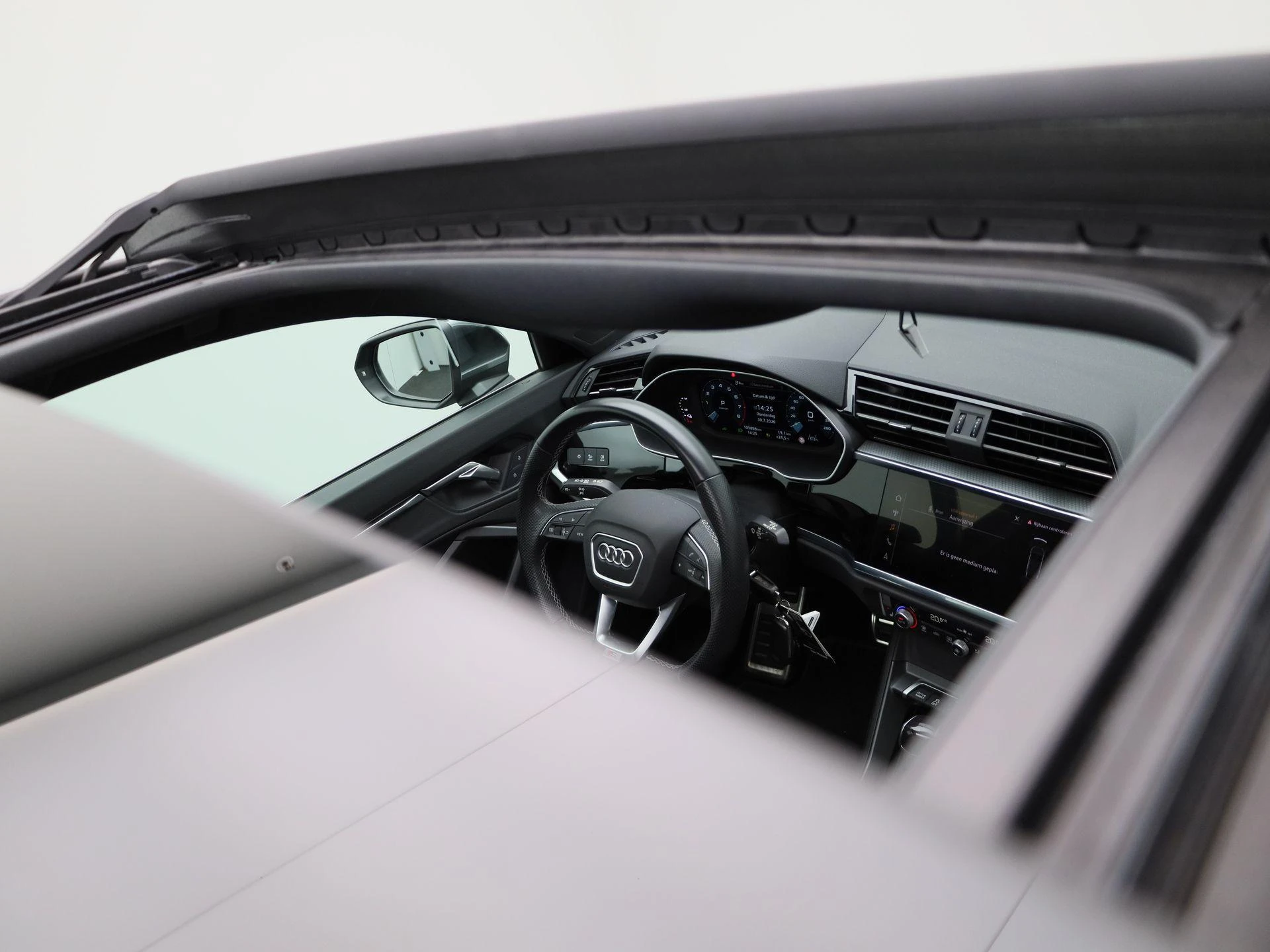 Audi-Q3-image-43