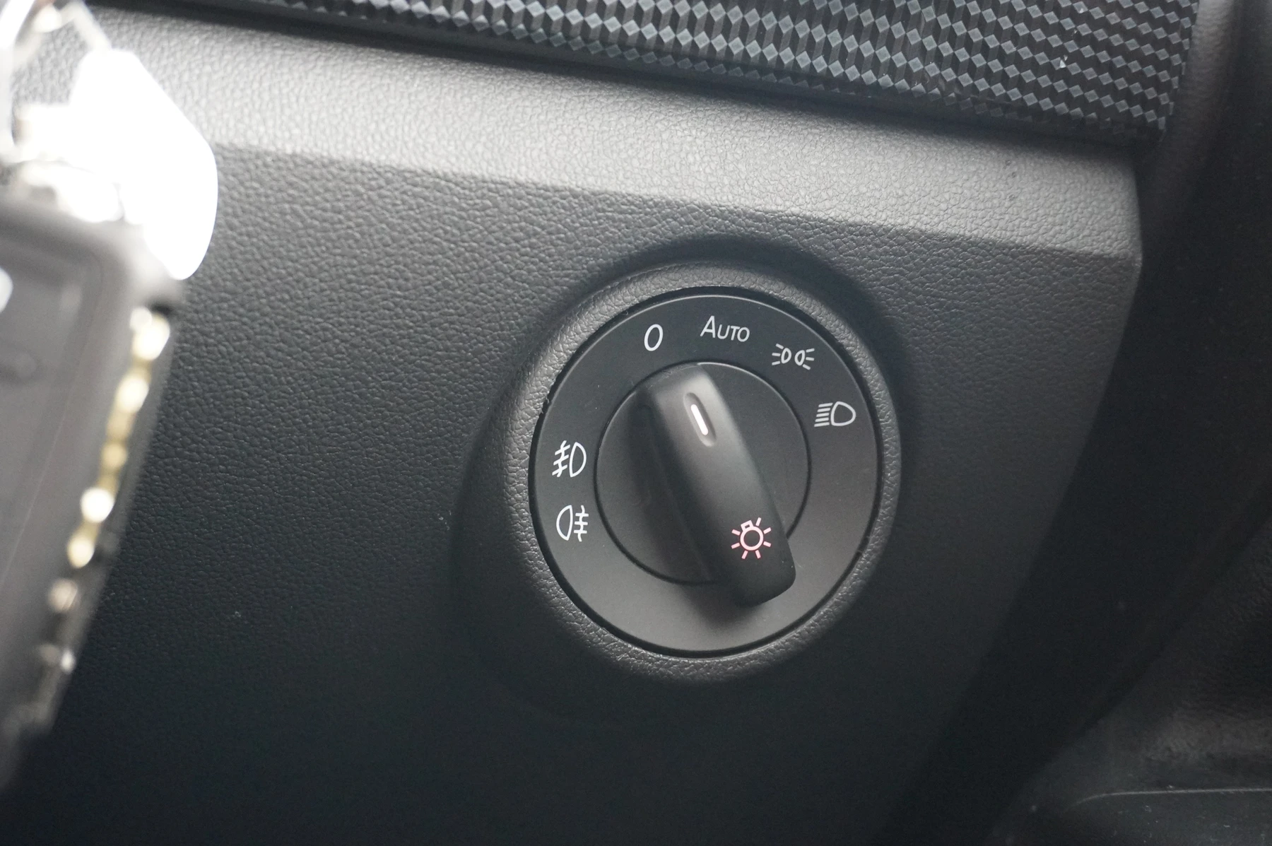 Volkswagen-up!-image-23