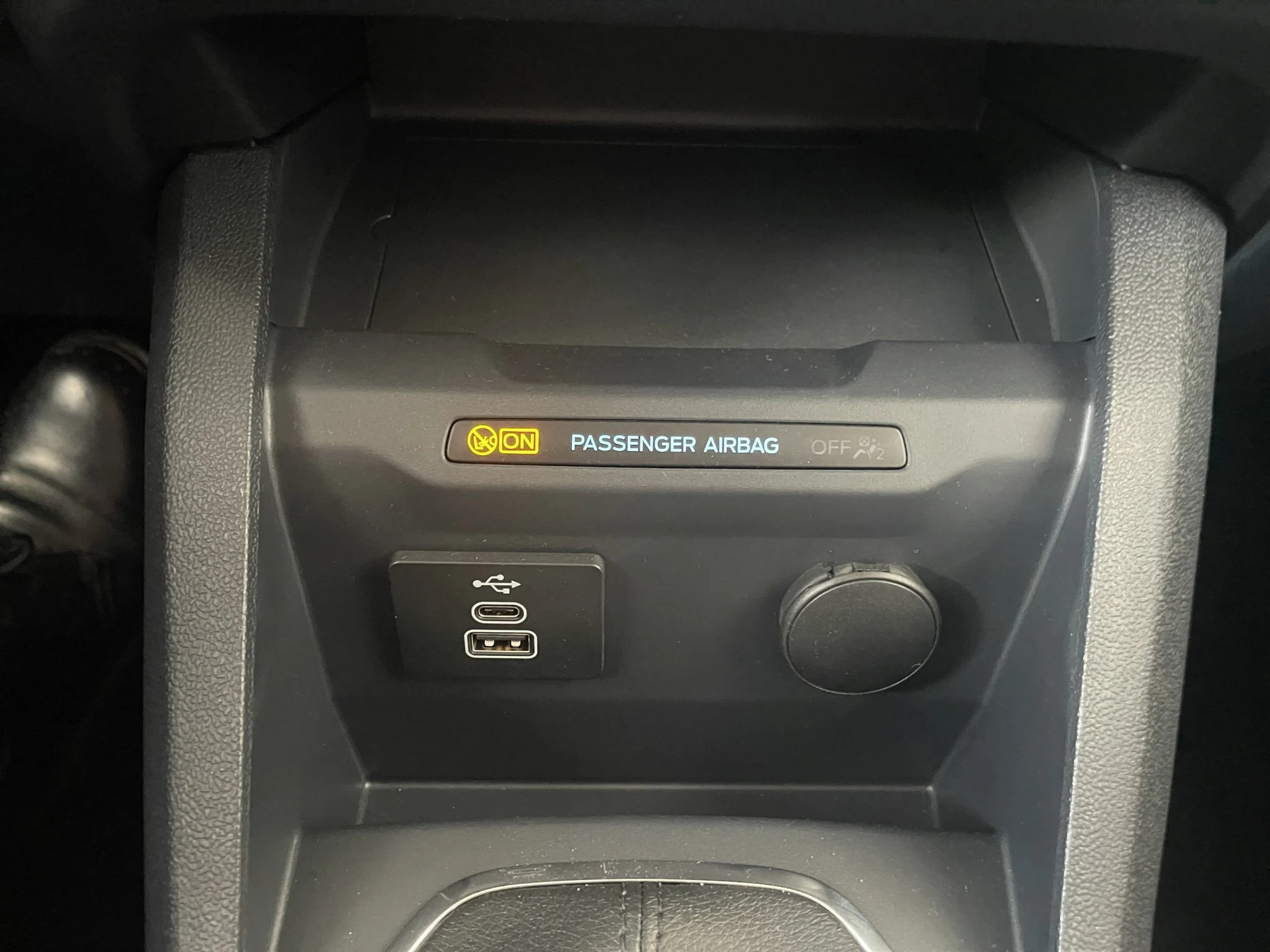 Ford-Tourneo Courier-image-20