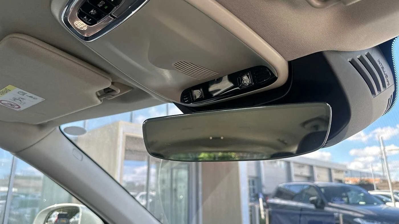 Volvo-XC90-image-30