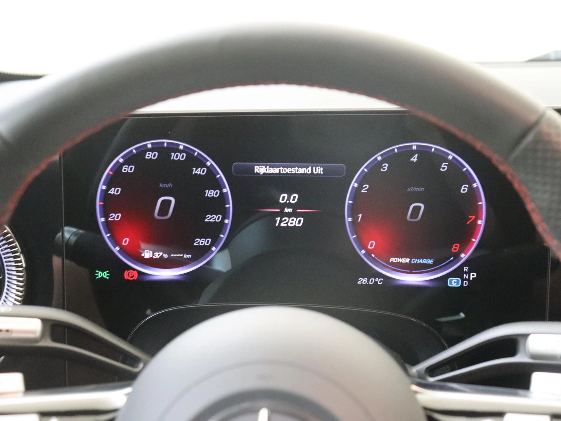 Mercedes-Benz-CLA-image-11