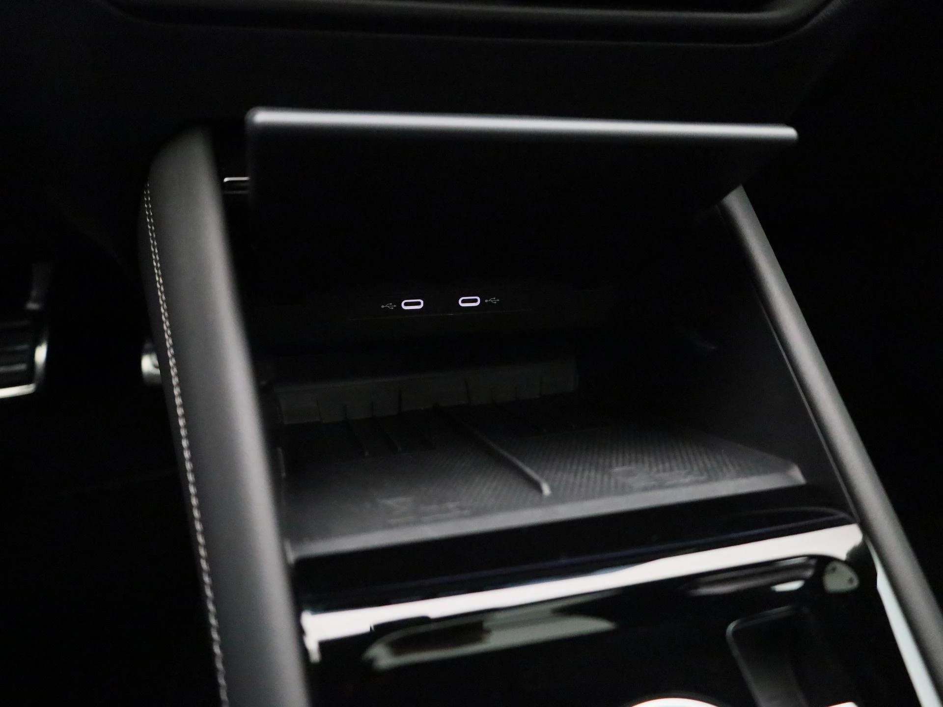Volkswagen-Tayron-image-26