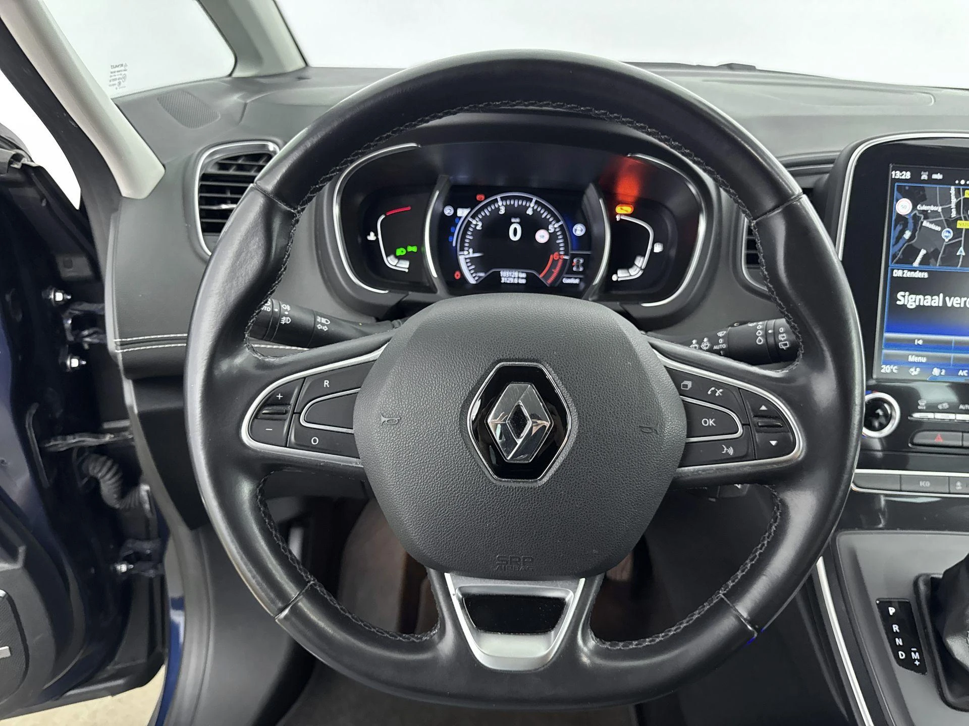 Renault-Grand Scénic-image-24