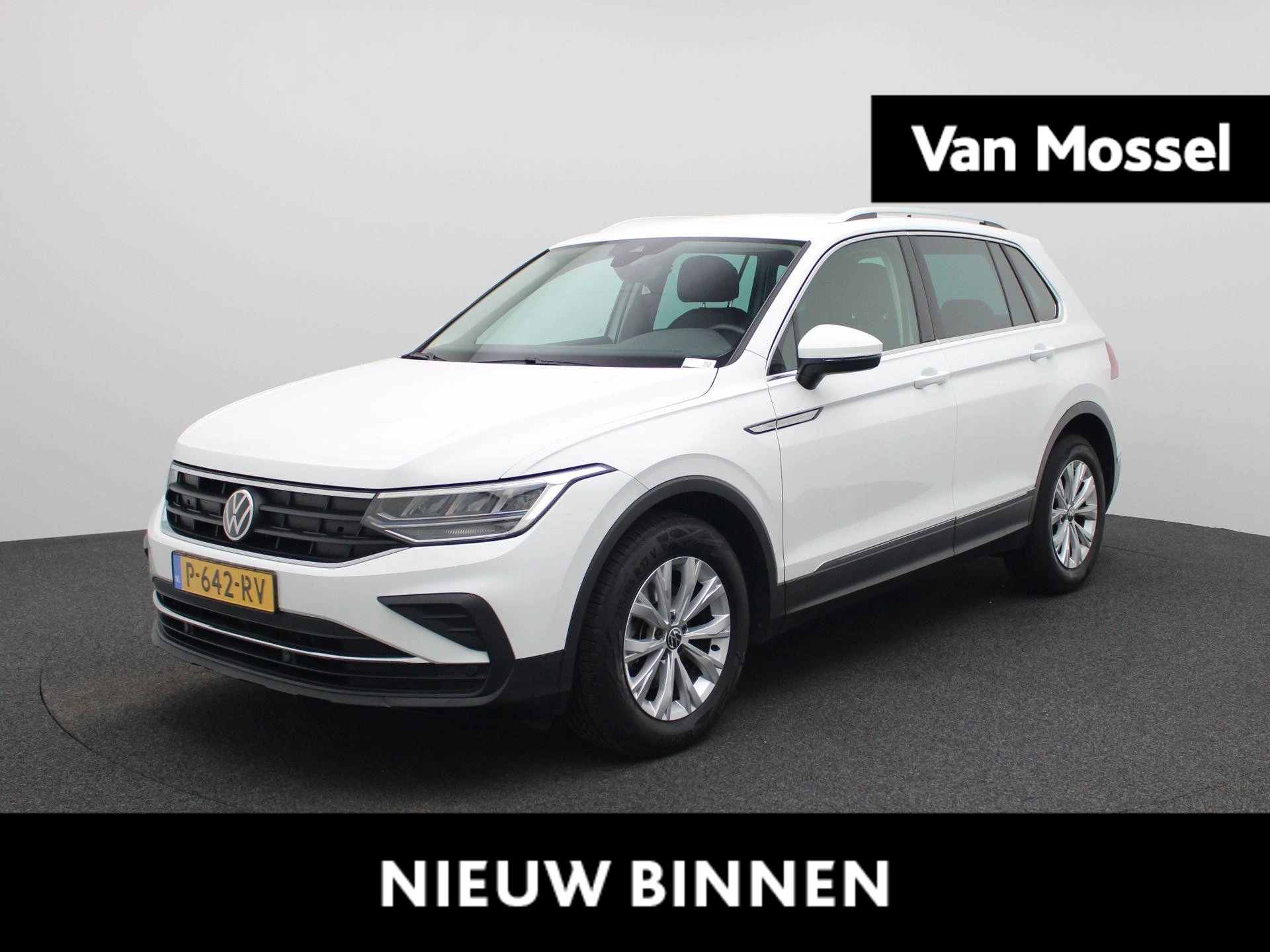 Volkswagen-Tiguan-image-0