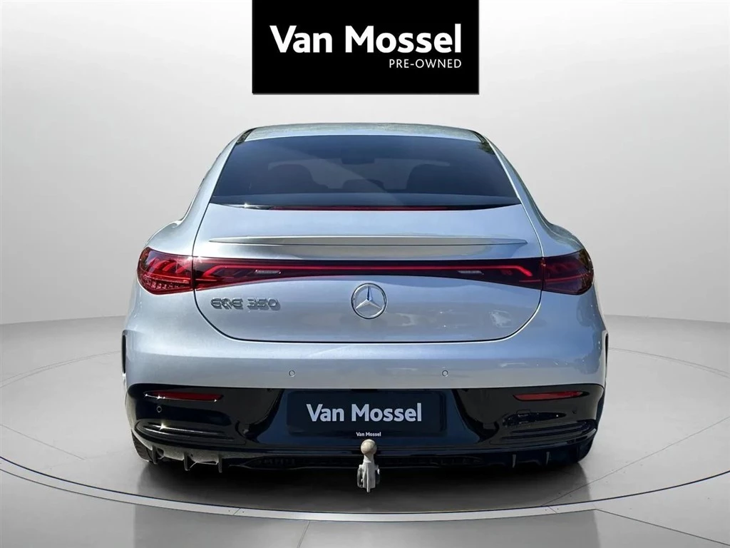 Mercedes-Benz-EQE-image-5
