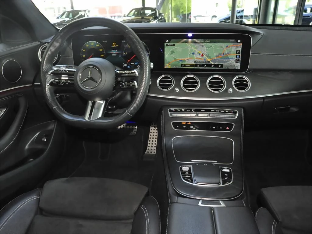 Mercedes-Benz-E-Klasse 220 d-image-9