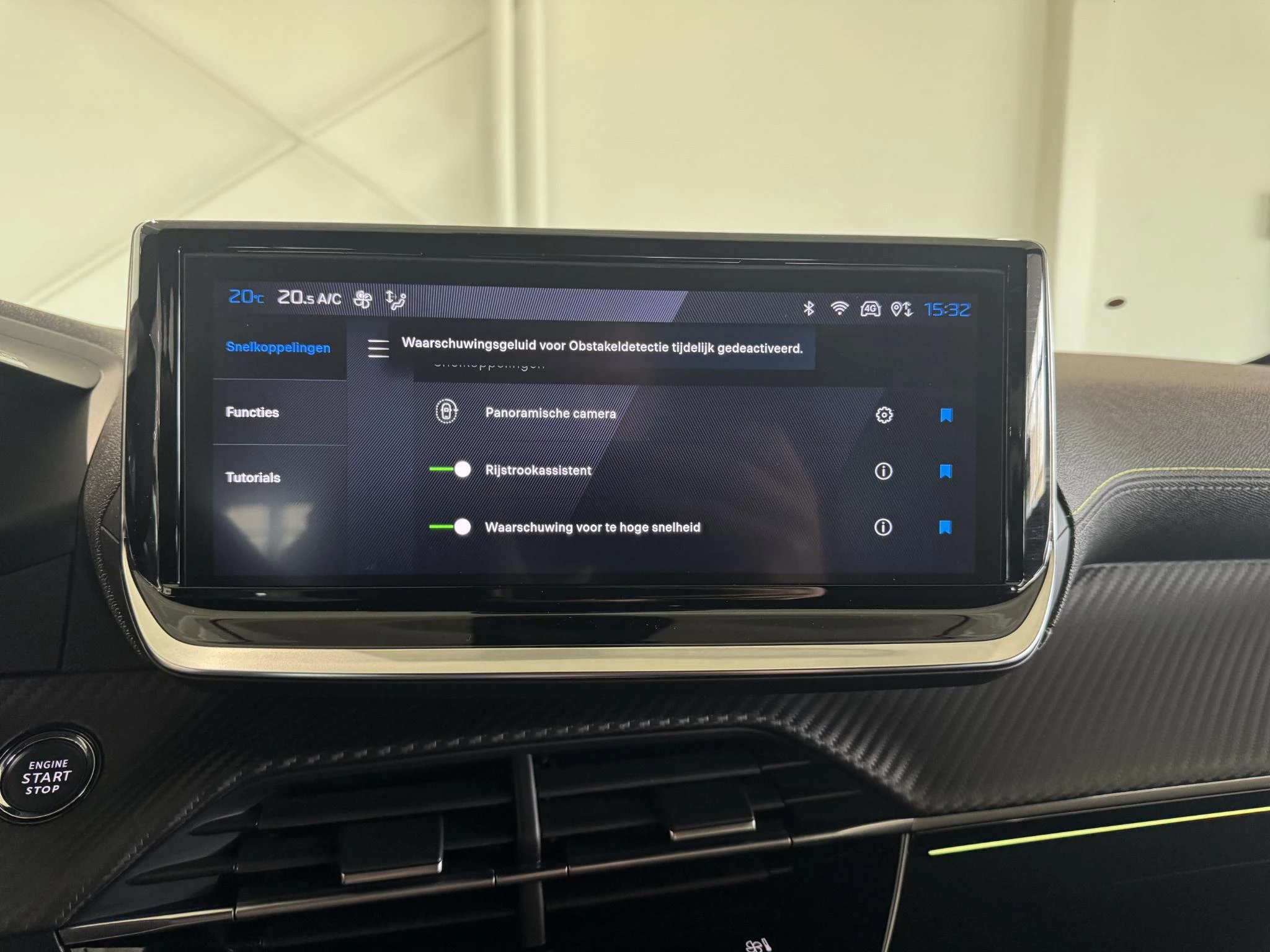 Peugeot-e-208-image-29