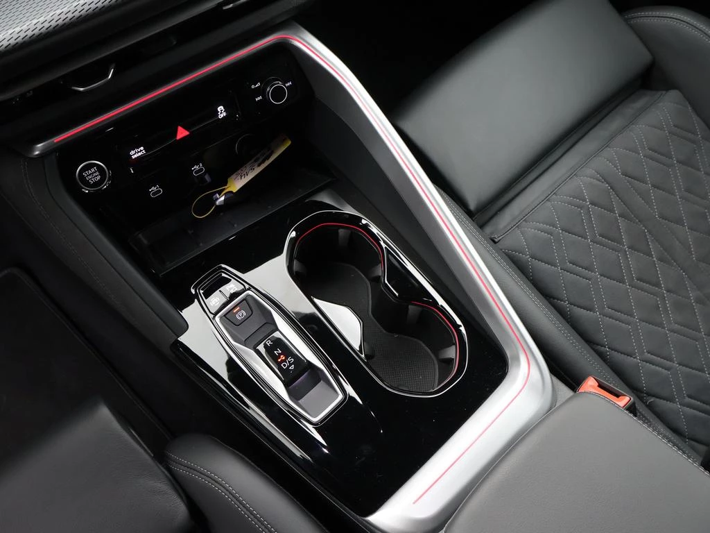 Audi Q5 Sportback Audi Q5 Sportback S line TFSI quattro 204PK S tronic / DEMO