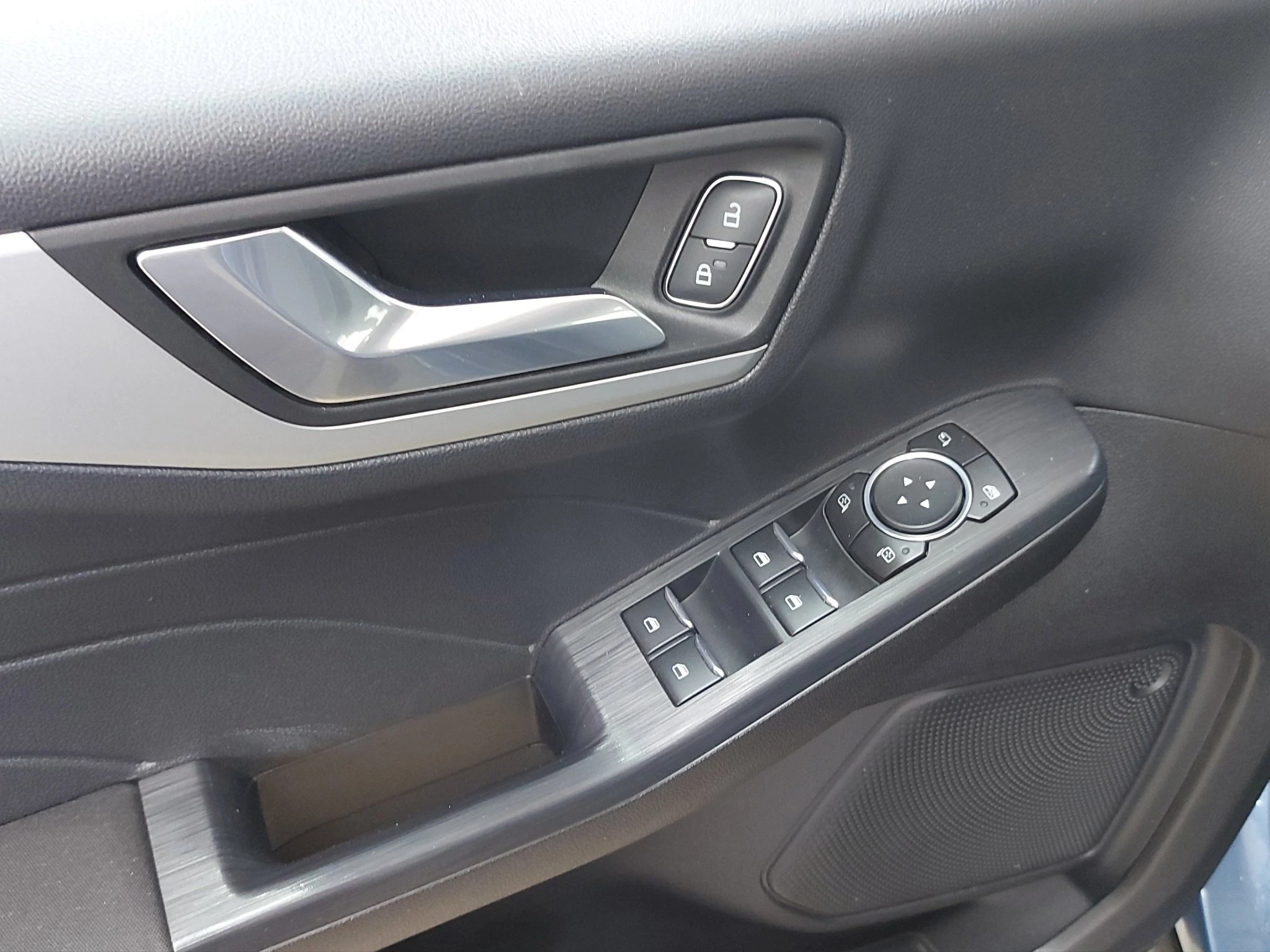 Ford-Kuga-image-16