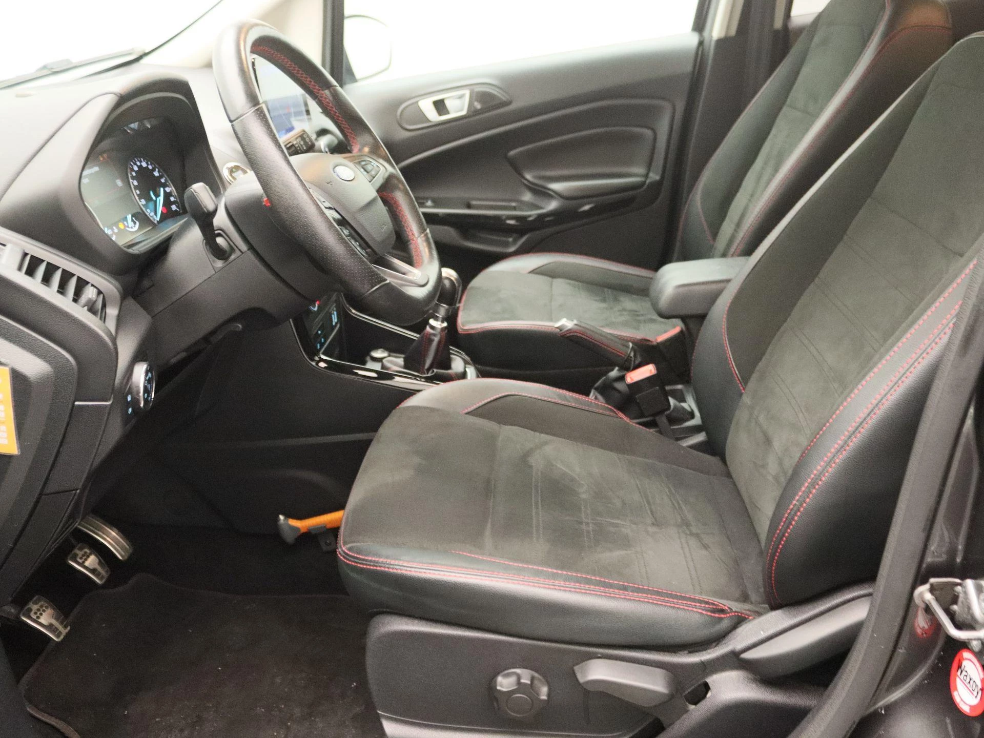 Ford-EcoSport-image-12