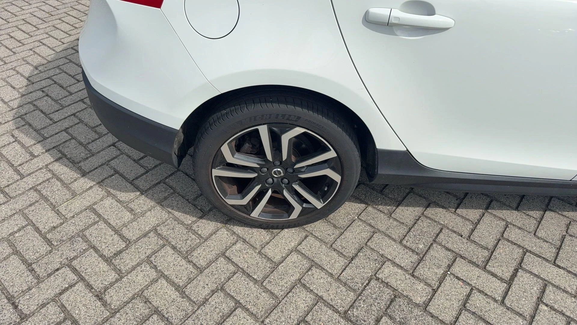Volvo-V40-image-16