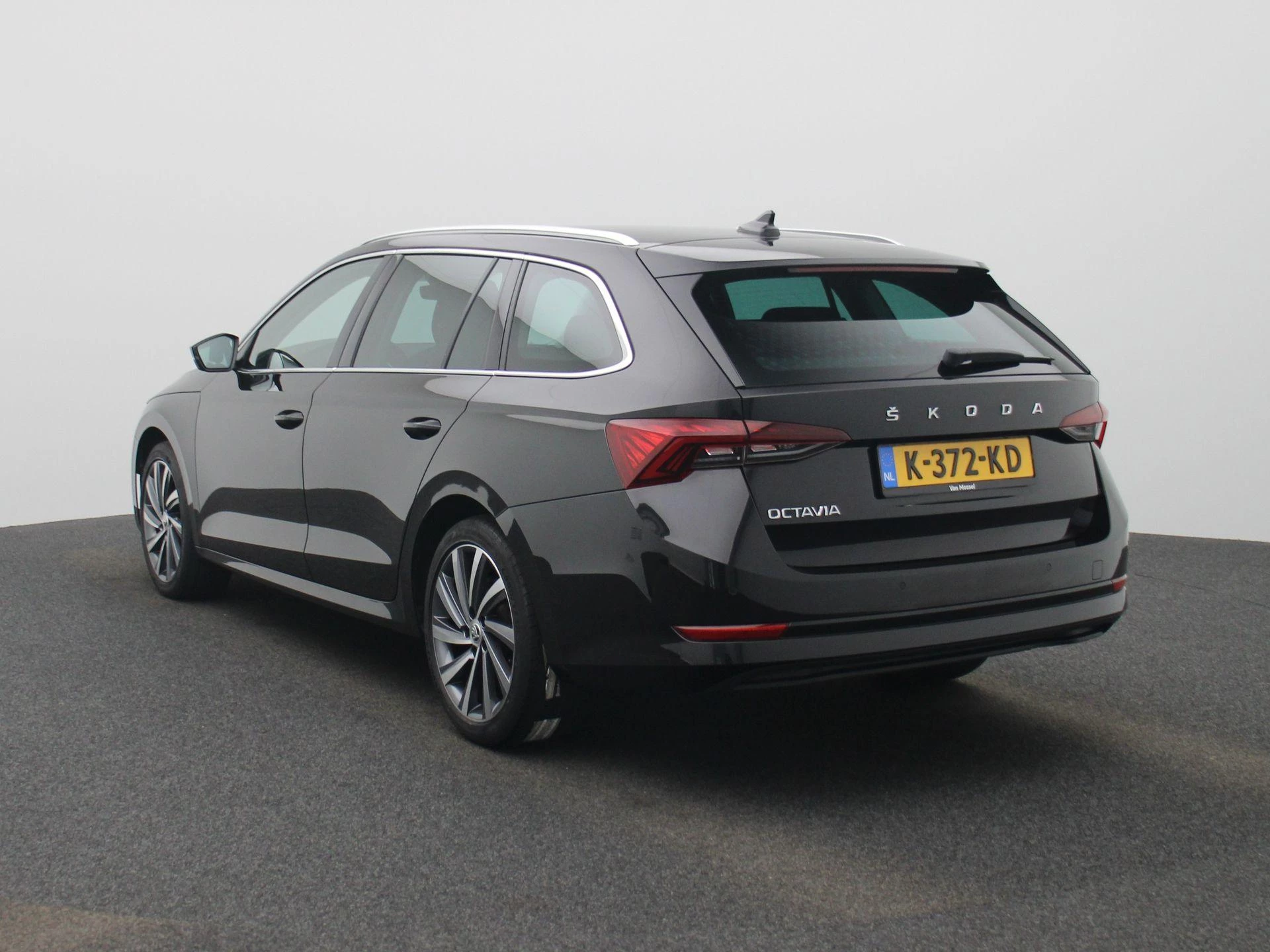 Škoda Octavia Combi 1.0 e-TSI Business Edition Plus
